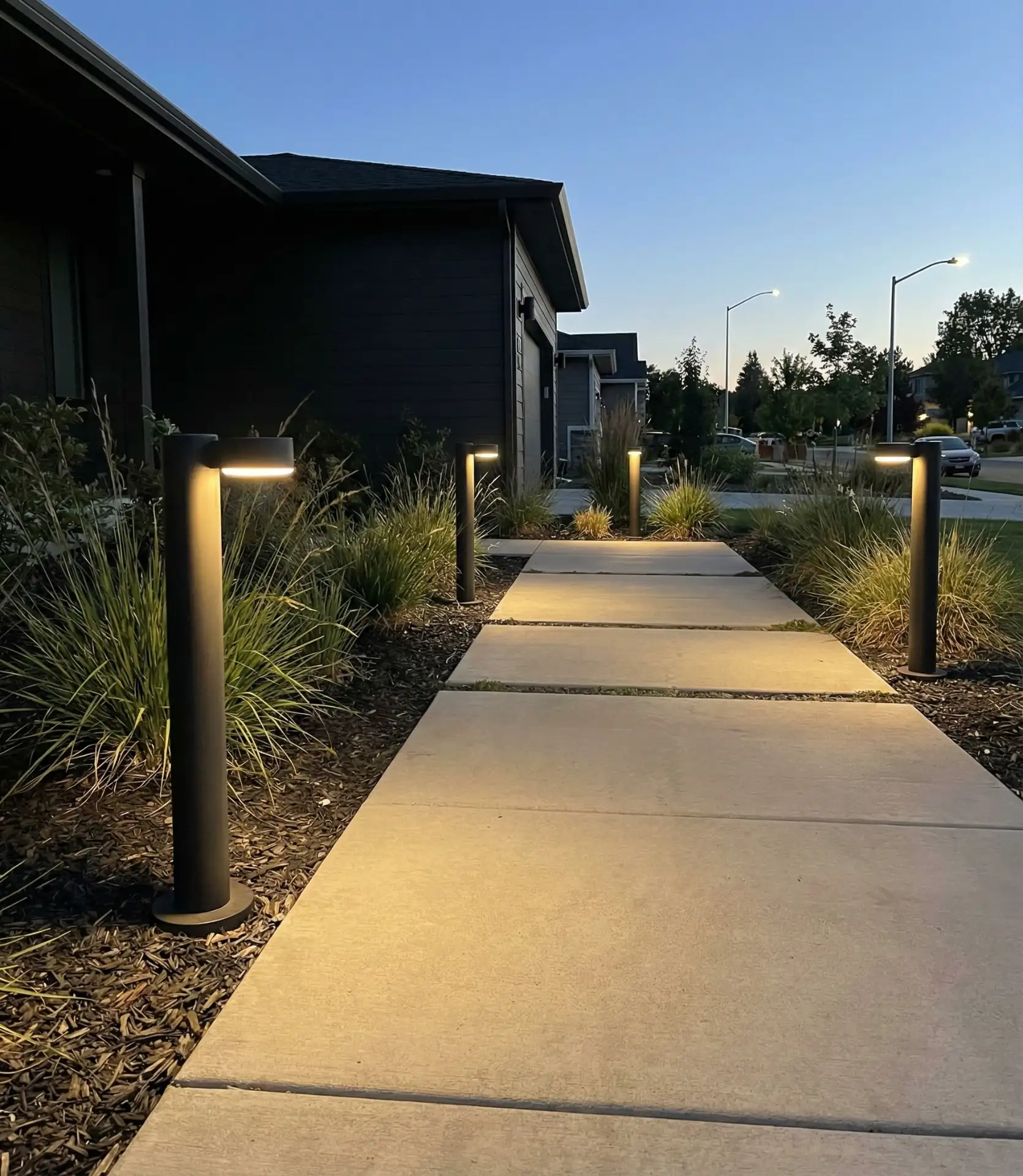 Minimalist Bollard Pathway Markers 1