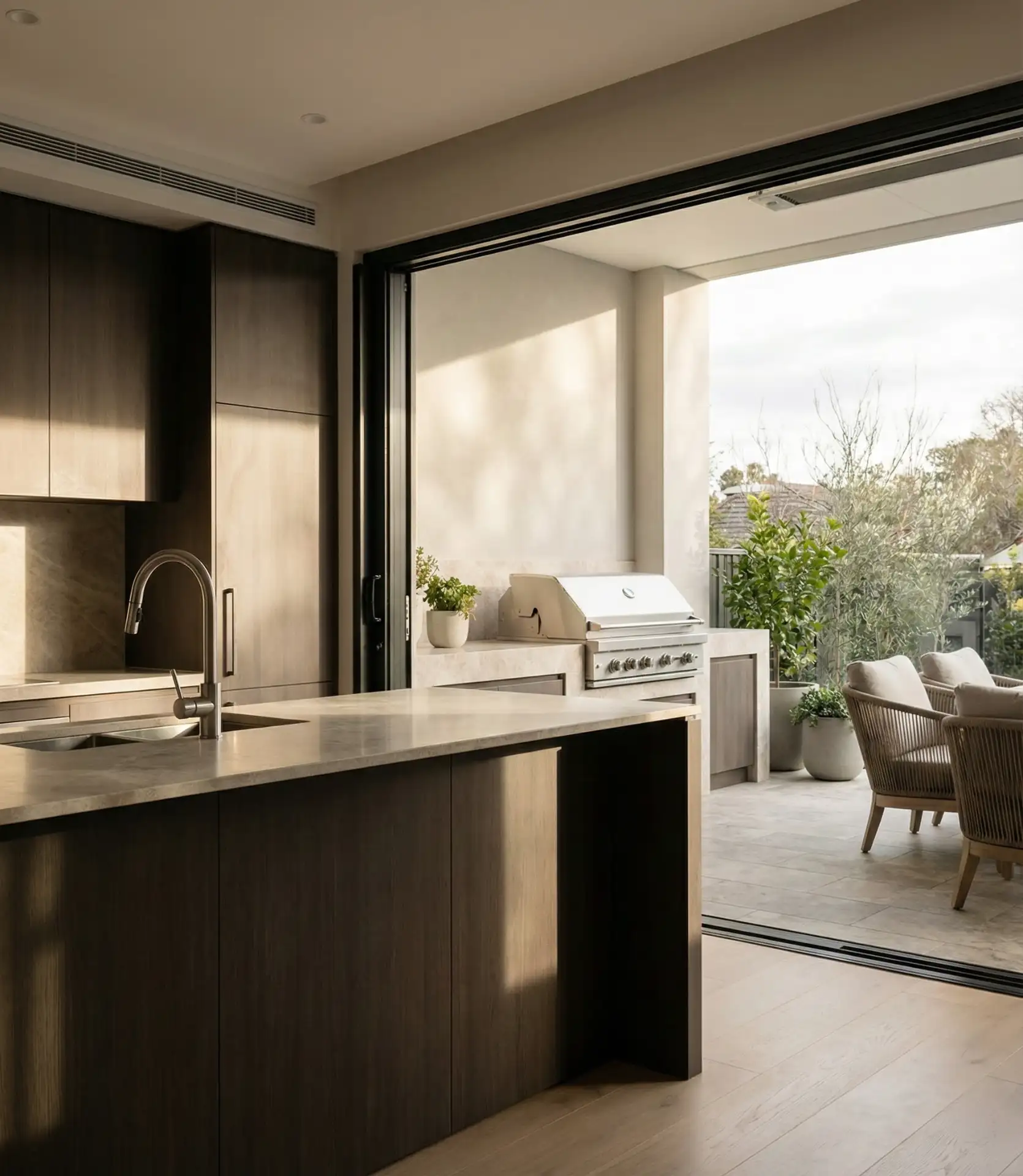 Modern Indoor-Outdoor Kitchen Connection 1