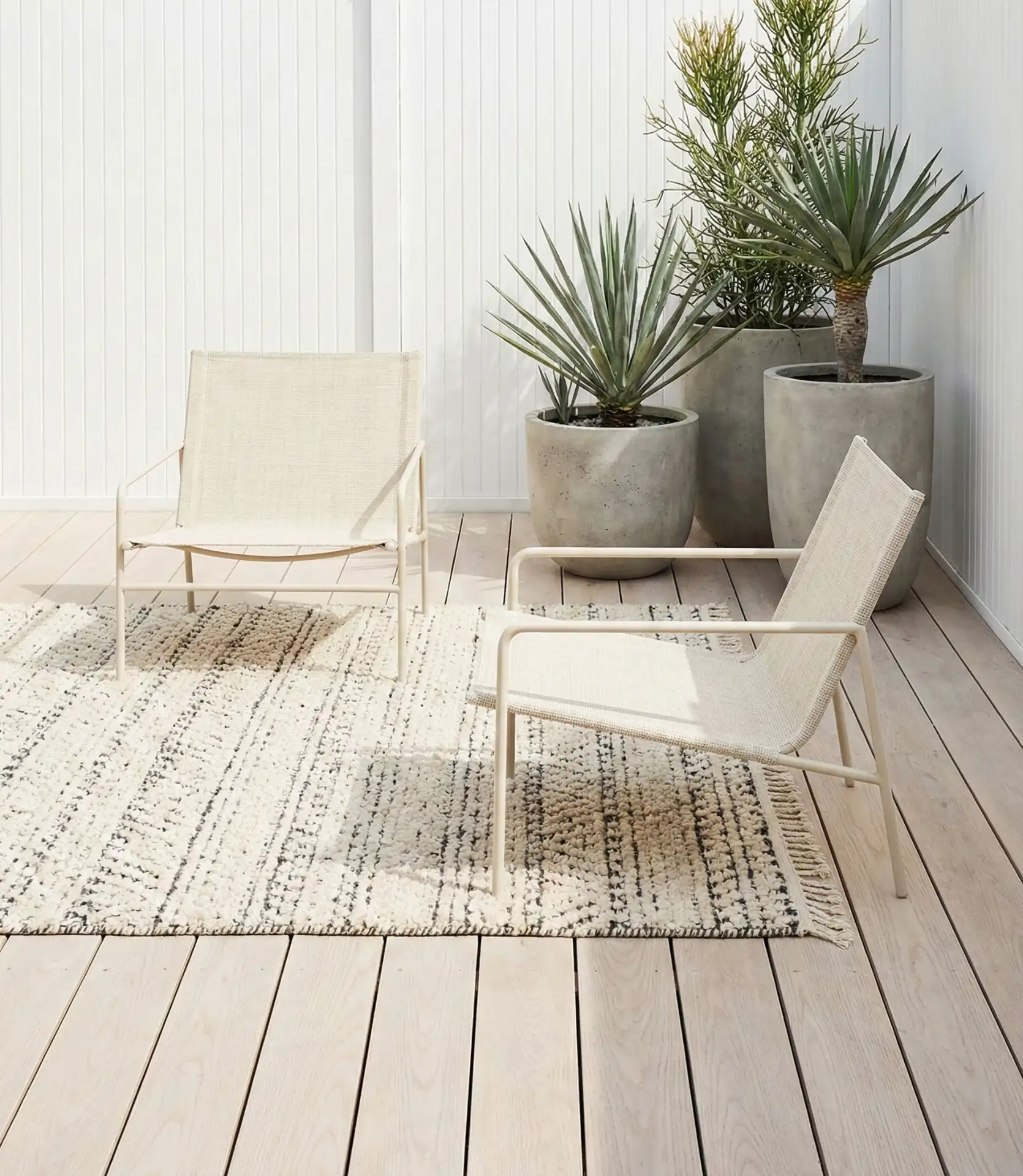 Scandinavian Minimalist Deck 1