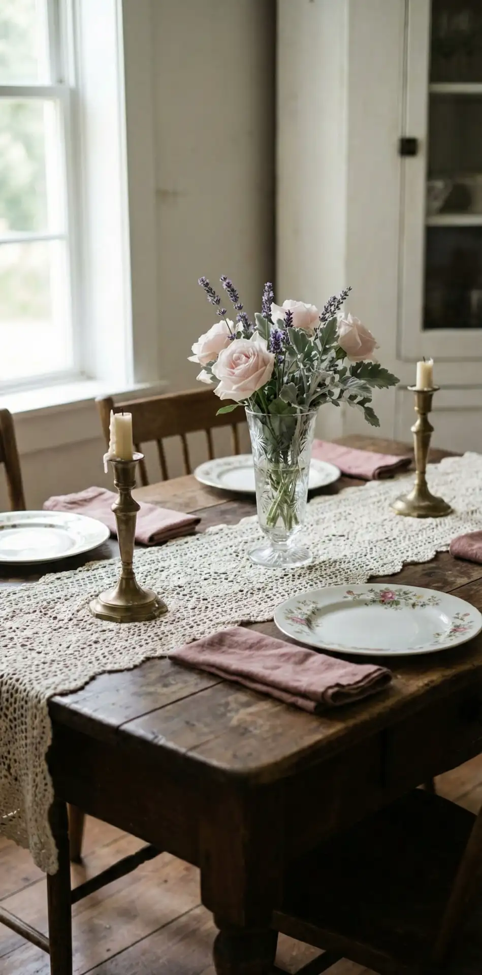 Vintage Romantic Table Setting 2
