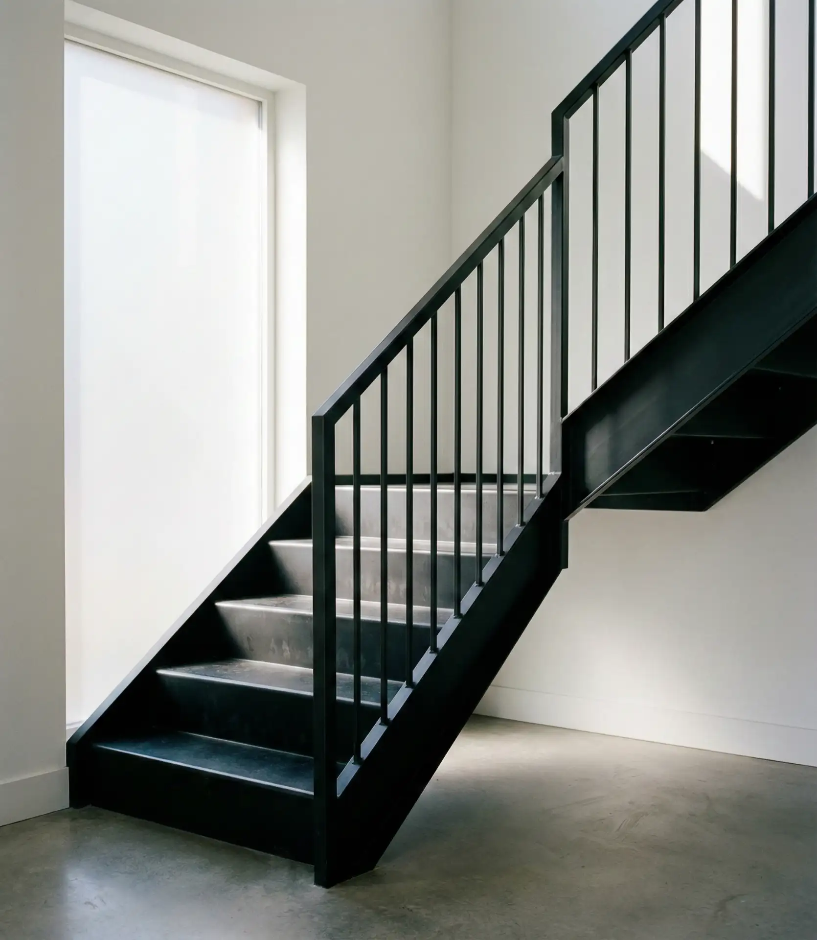 Black Drama for Contemporary Homes 2