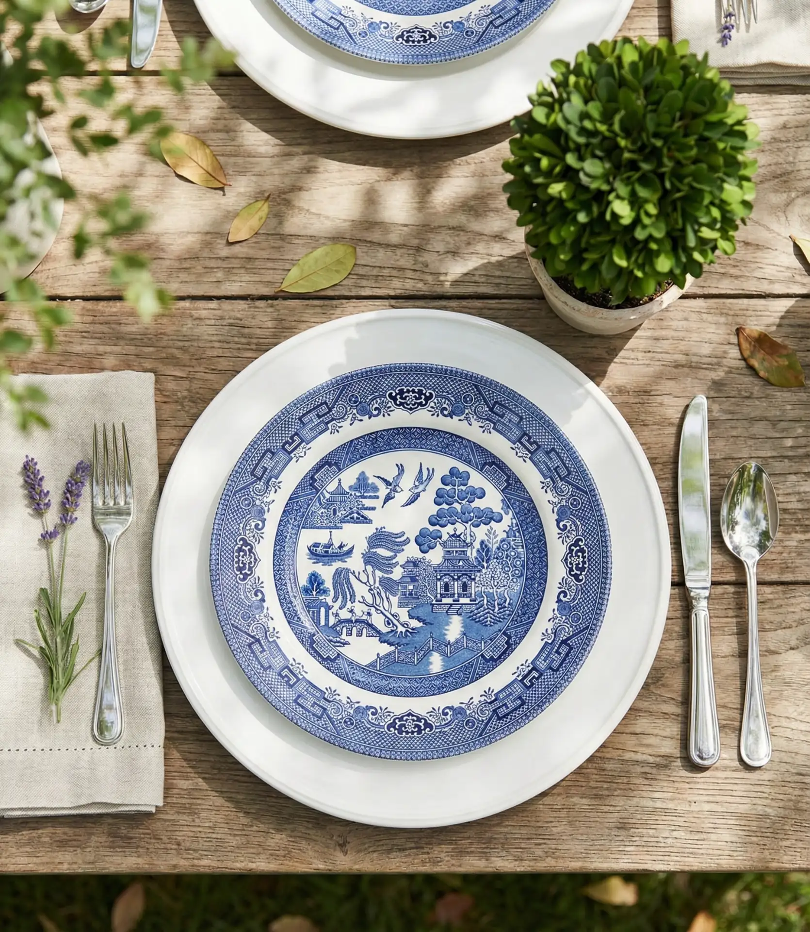 Blue and White Chinoiserie Table Setting 2