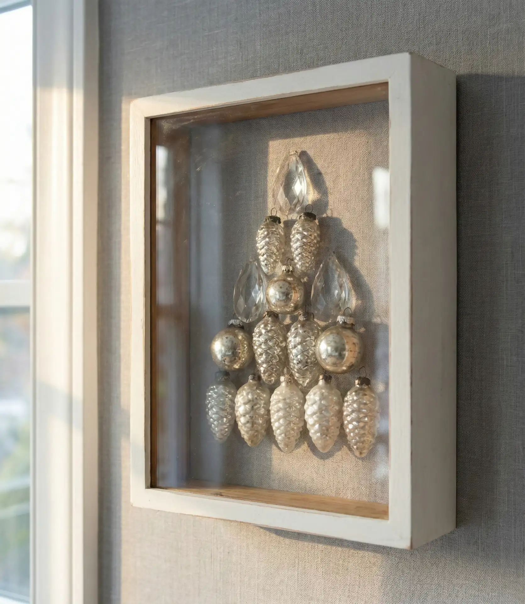 Christmas Ornament Display 1