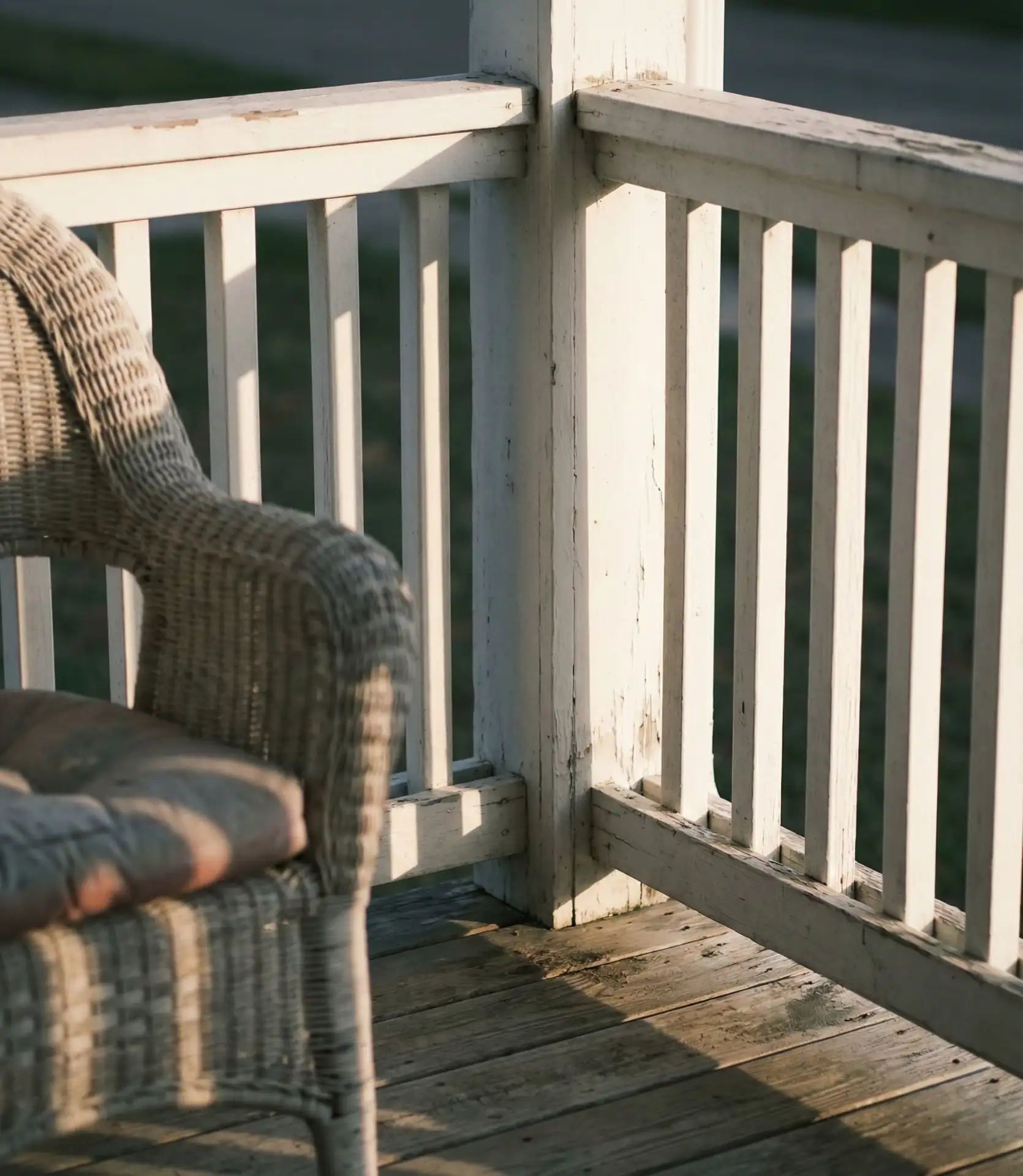 Classic White Picket Front Porch Railing 1