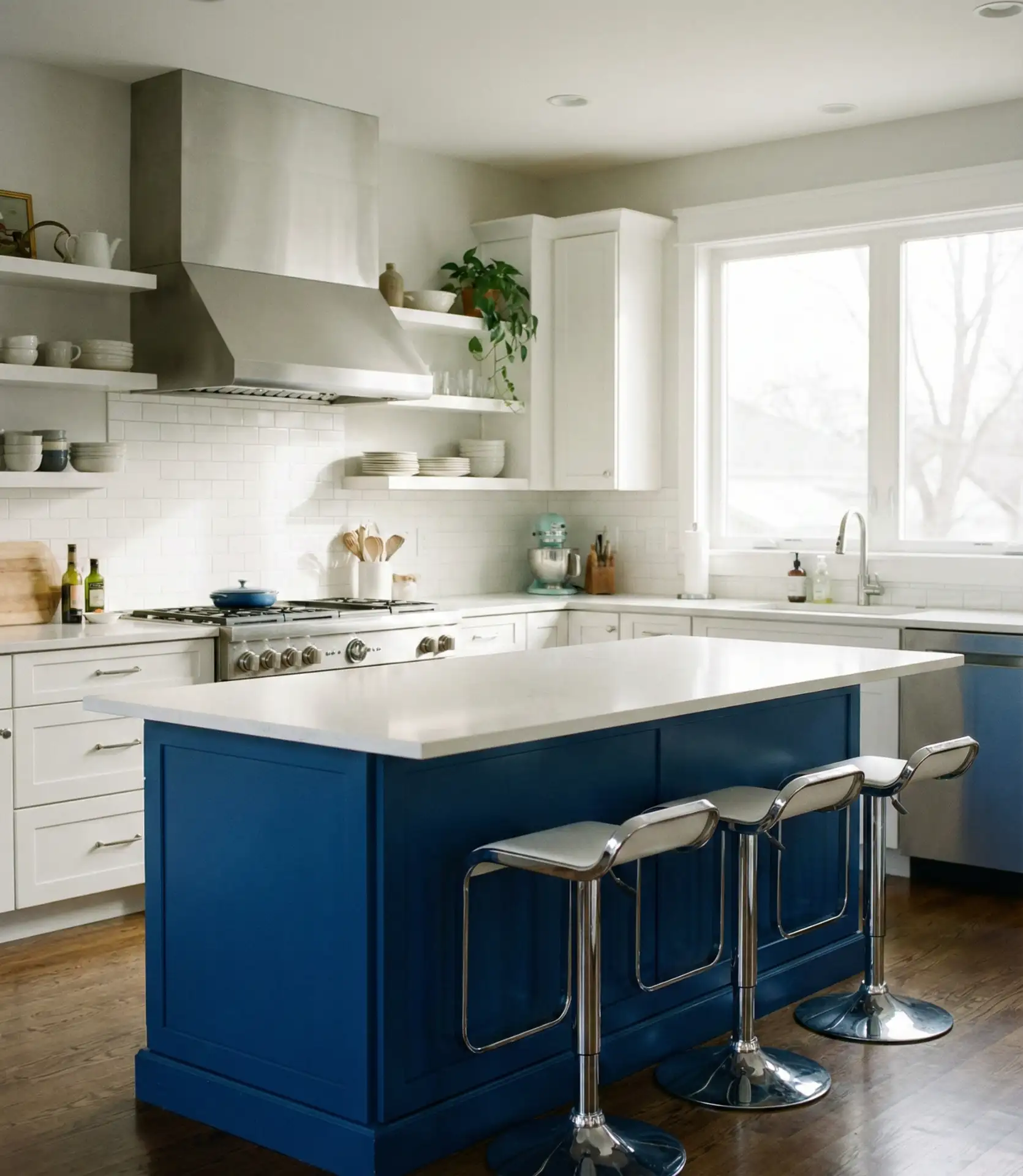 Cobalt Blue Island Statement 2