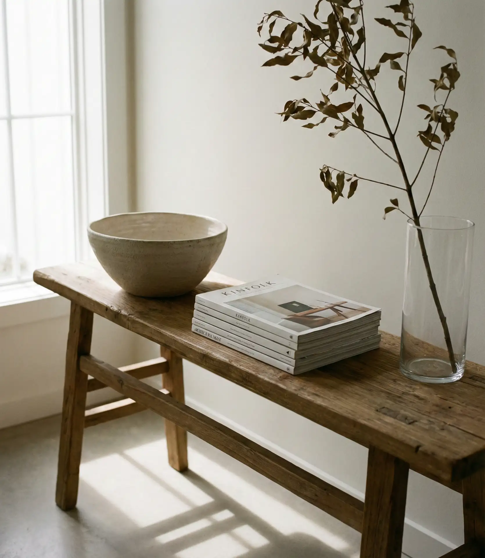 Entryway Foyer Buffet with Sculptural Accessories 2