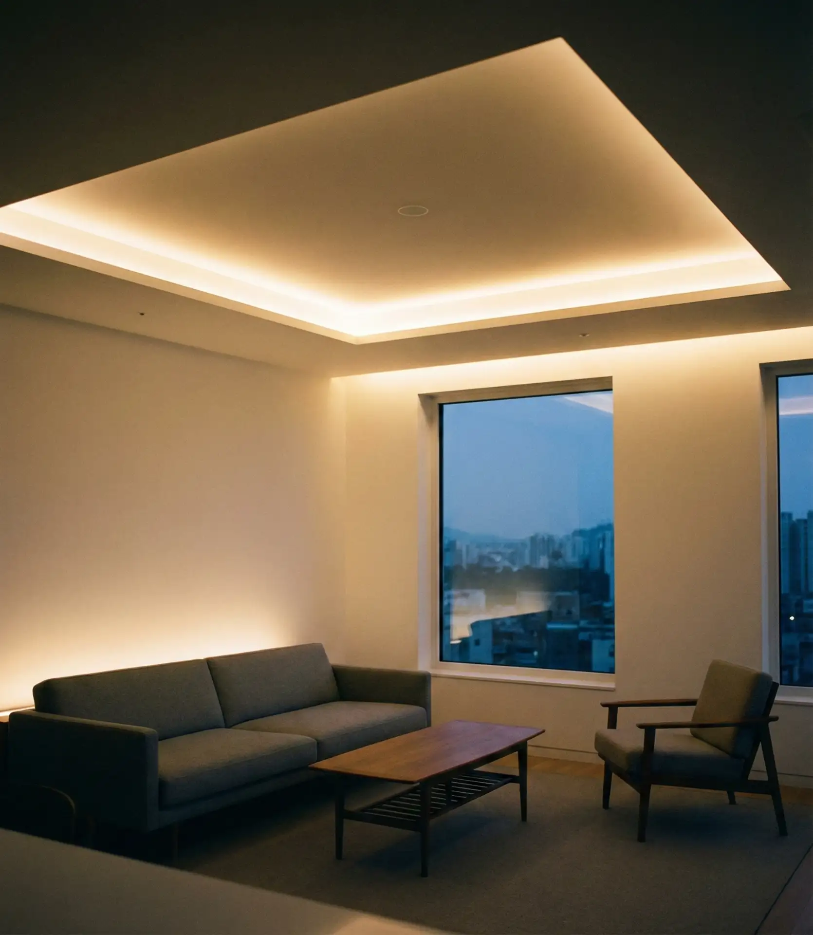 Hidden LED Strips in Architectural Niches 2