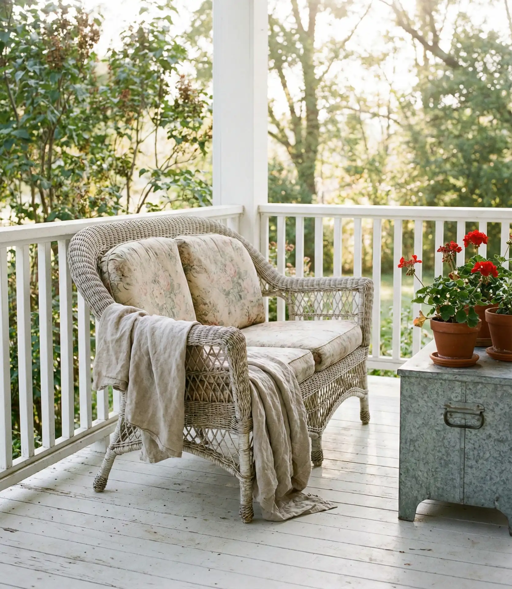 Ideas for the Farmhouse Porch with Wicker Furniture 2