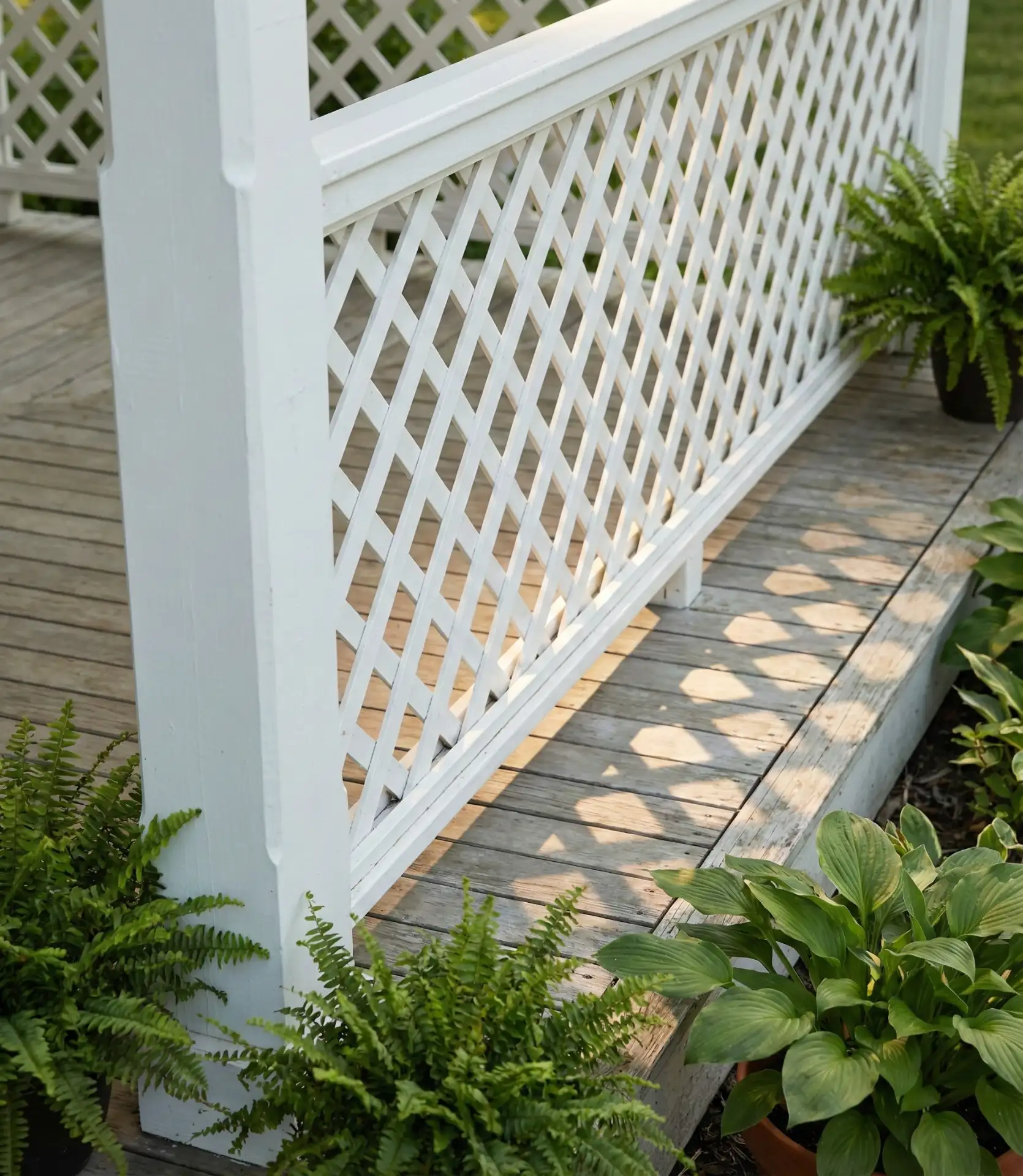 Lattice Panel Railing for Garden Aesthetics 2