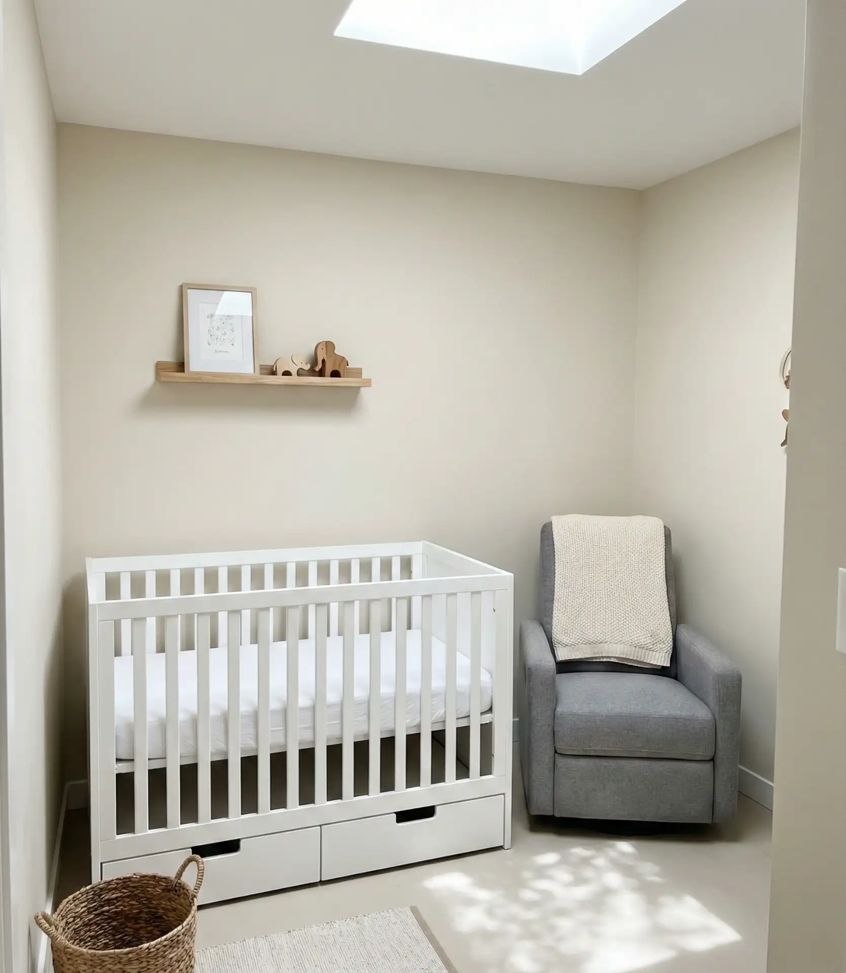 Minimalist Nursery for a Small Room 2