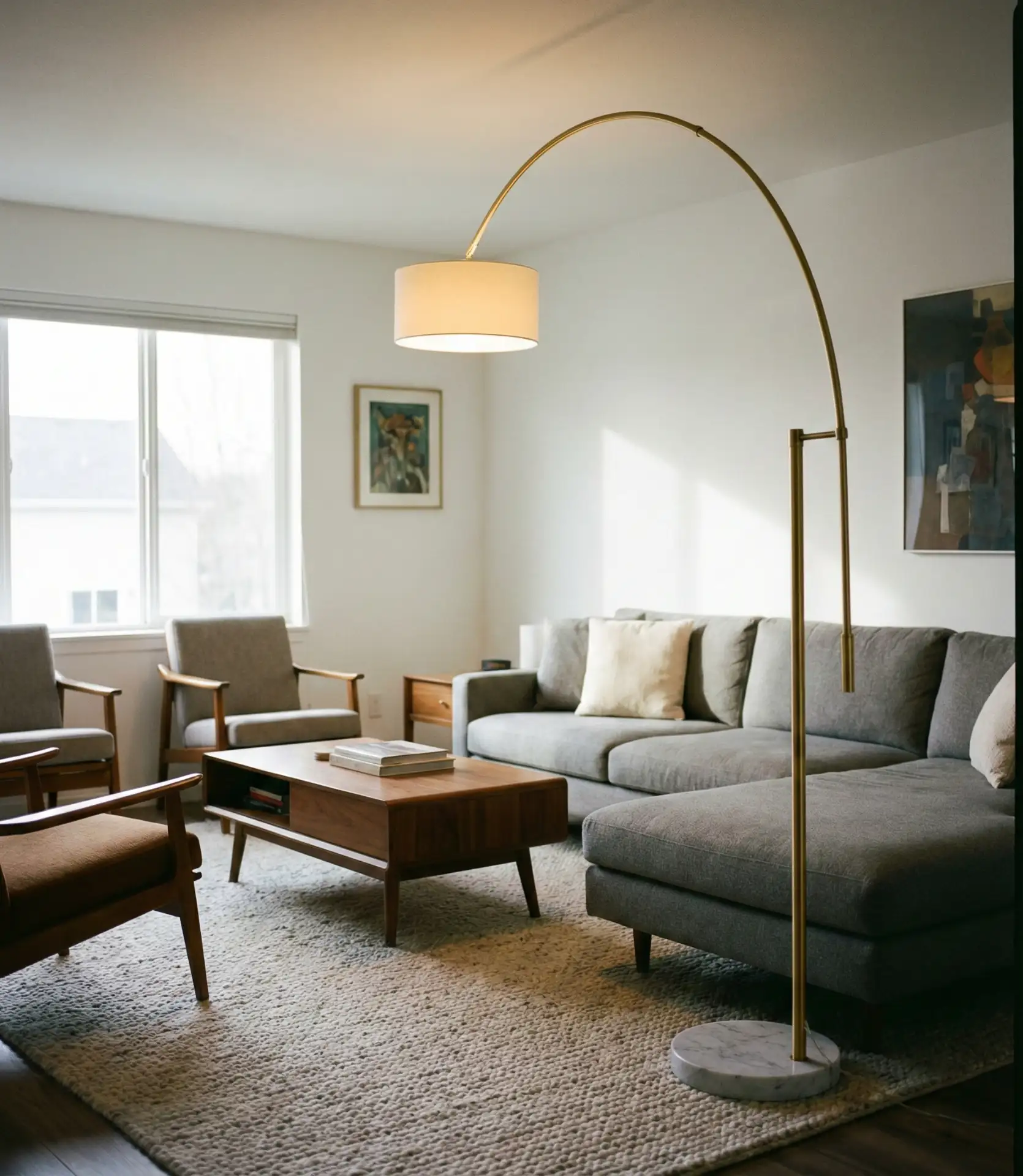 Oversized Arc Floor Lamp for Dramatic Impact 1