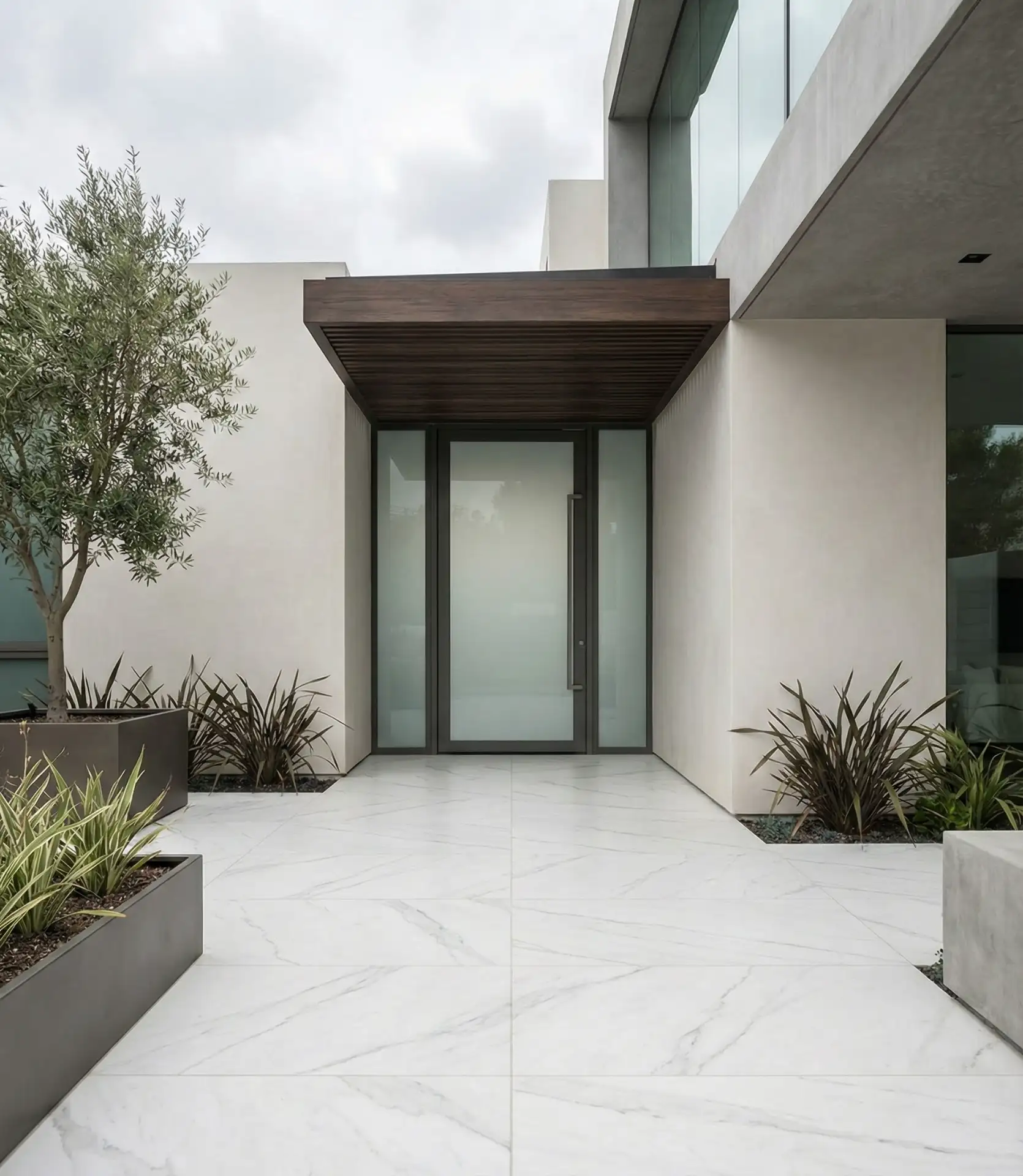 Porcelain Paver Contemporary Path 1