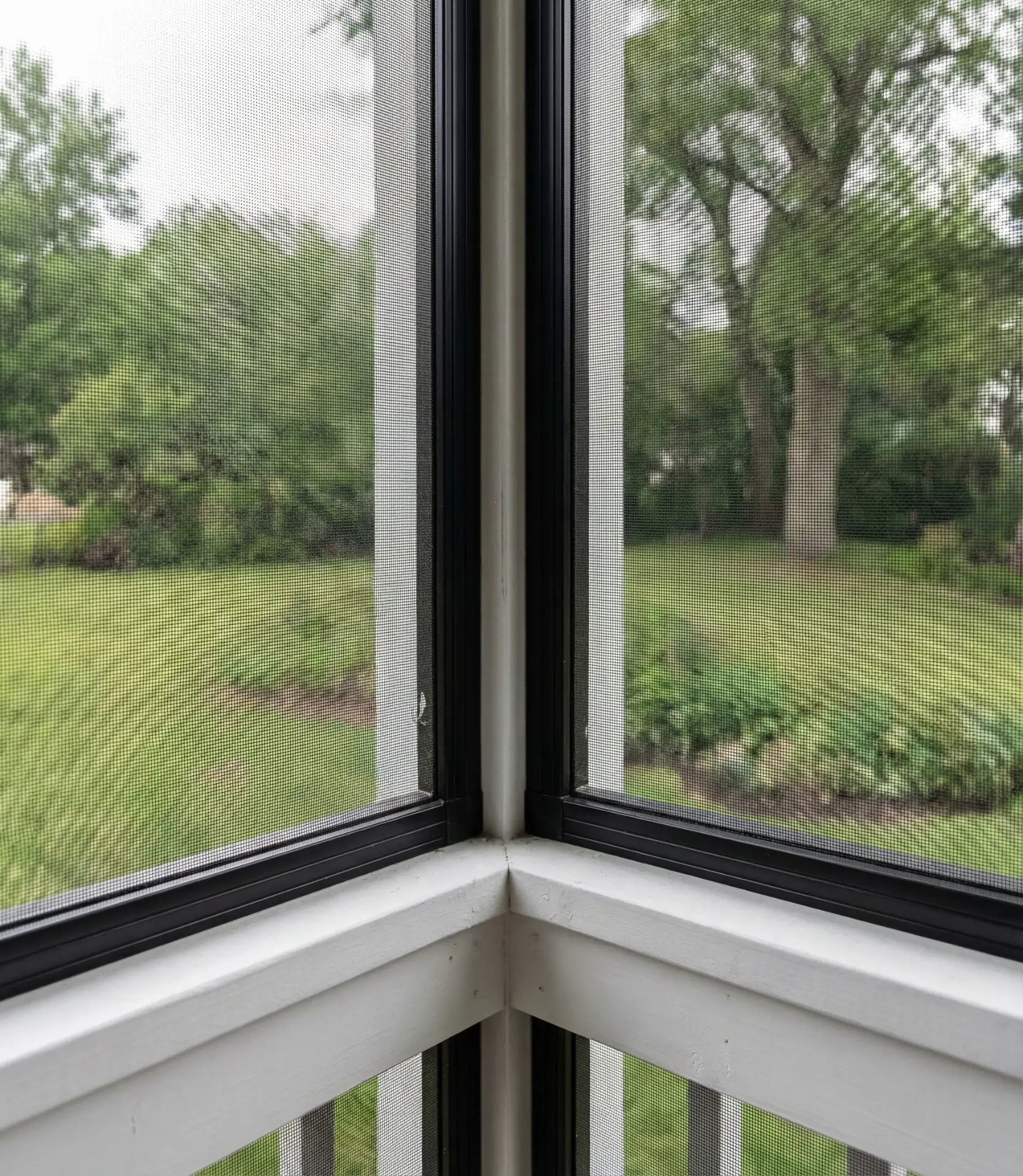 Screen Porch Railing with Built-In Mesh Panels 2