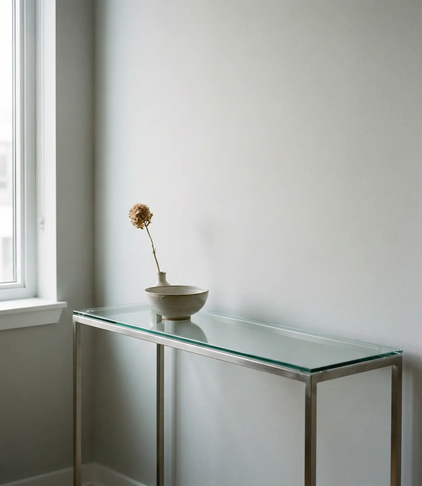 Transparent Acrylic Console for Airiness 1