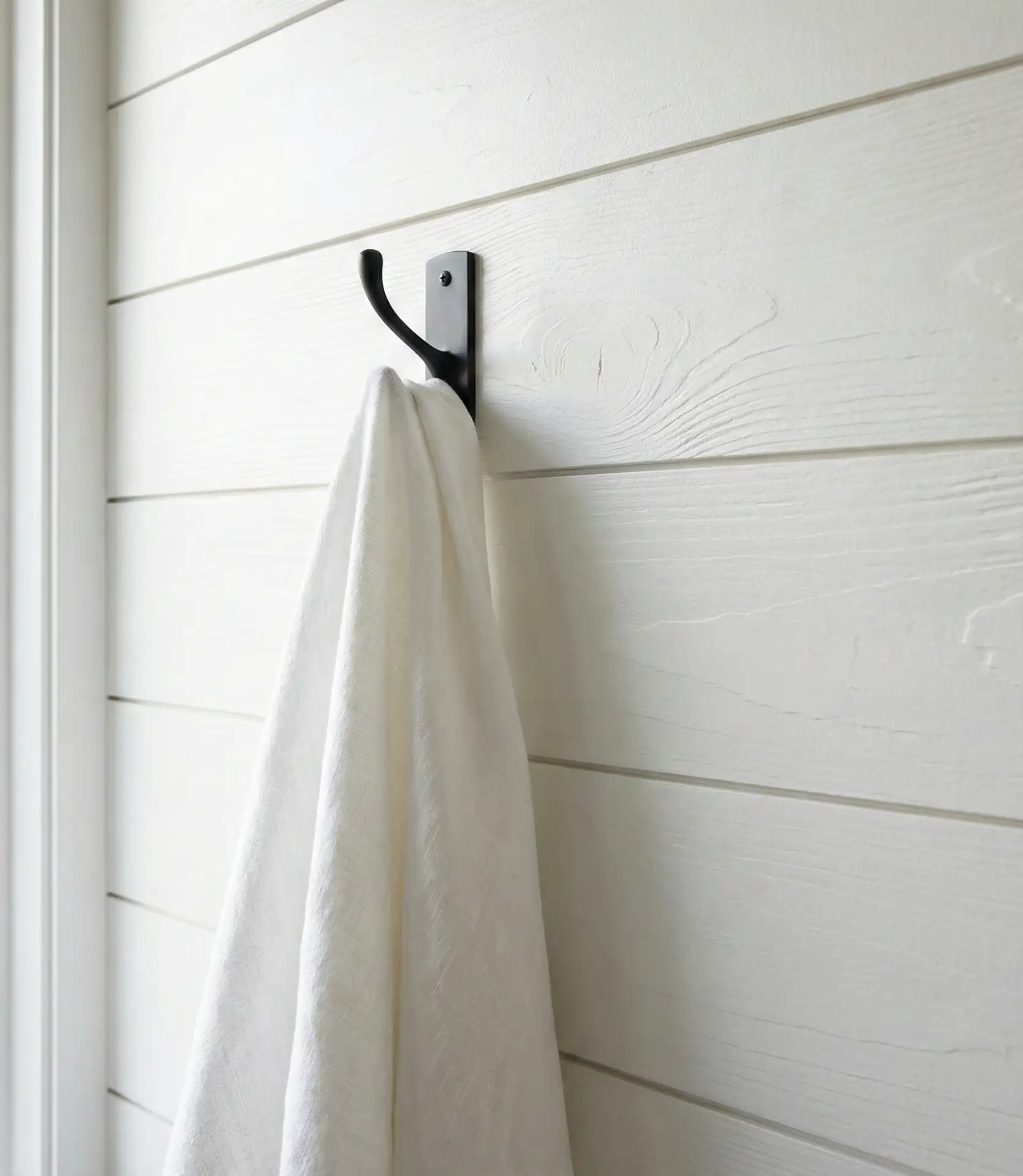 White Shiplap Walls with Black Fixtures 2