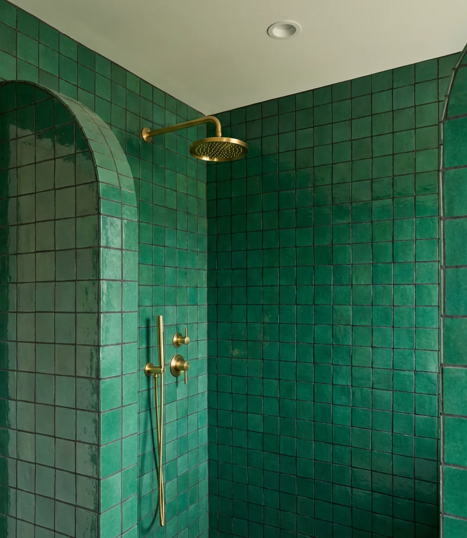 Corner Entry with Full Wall Tile 2