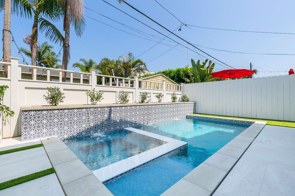 75 Backyard Pool Ideas and Design Tips You'll Love