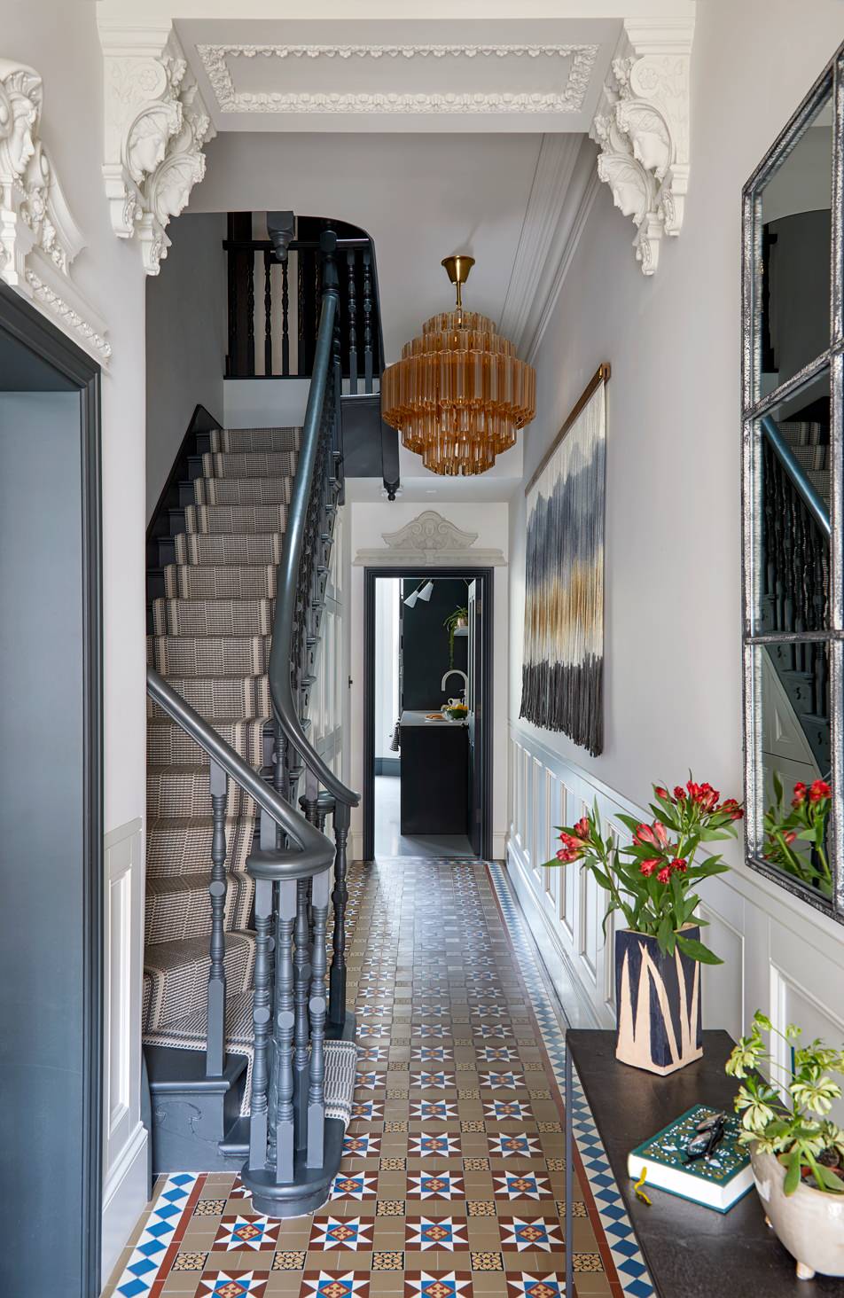 75 Beautiful Victorian Entrance Ideas and Designs - March 2026 | Houzz UK