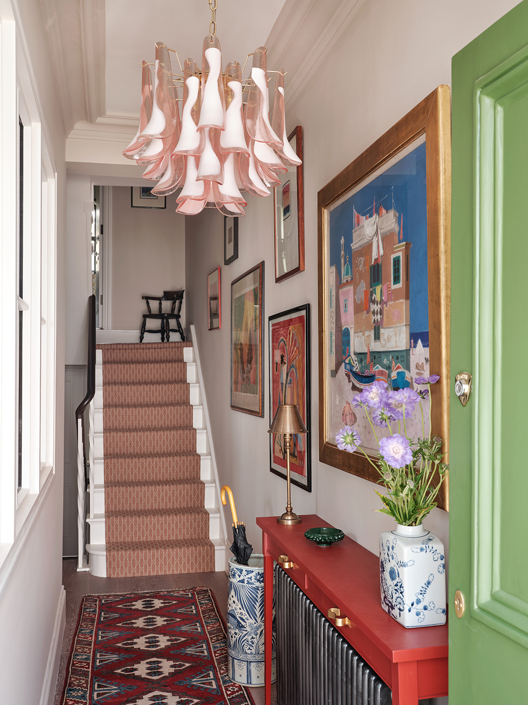 8 Ideas I Stole From British Designers for My Narrow Entryway