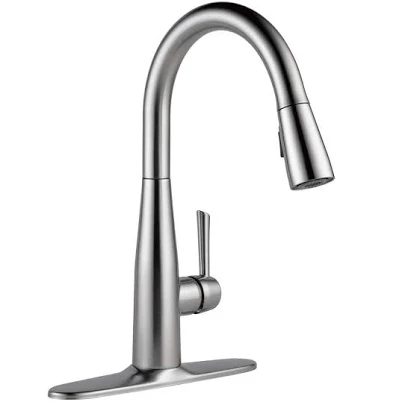 DELTA Essa Single Handle Pull-Down Ki...