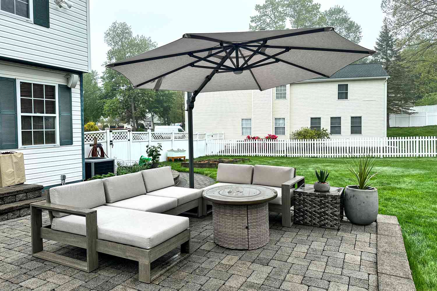 The 8 Best Outdoor Patio Umbrellas, Tested and Reviewed