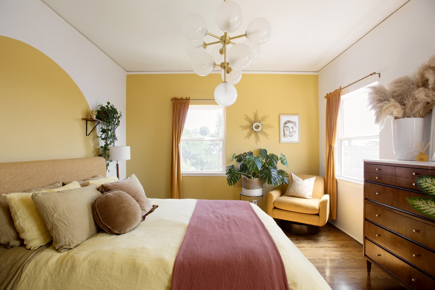 10 Designer-Approved Yellow Bedroom Ideas | Apartment Therapy