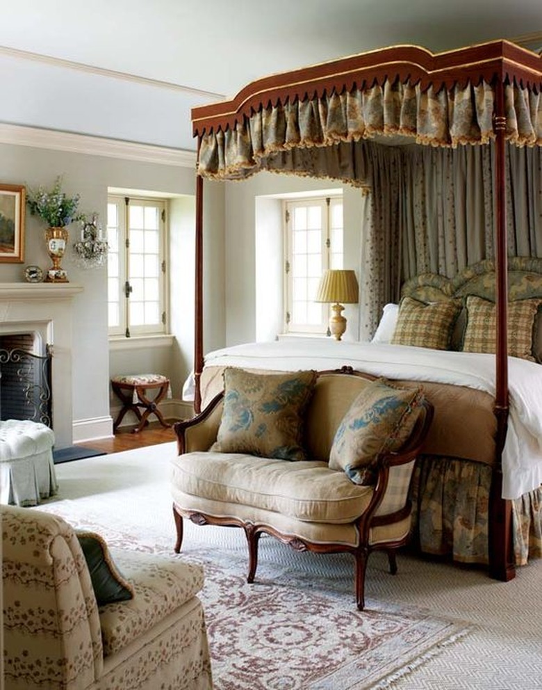 12 Dreamy English Country Bedroom Ideas