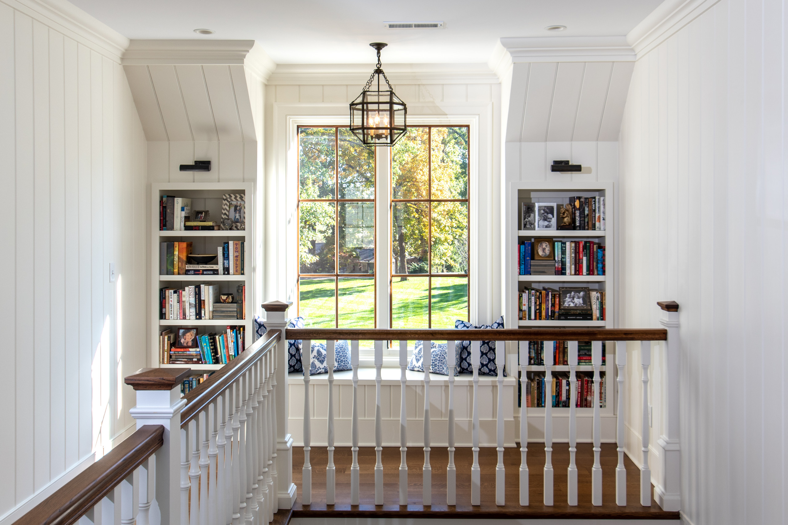 15 Hallway and Landing Reading Nooks | Houzz UK