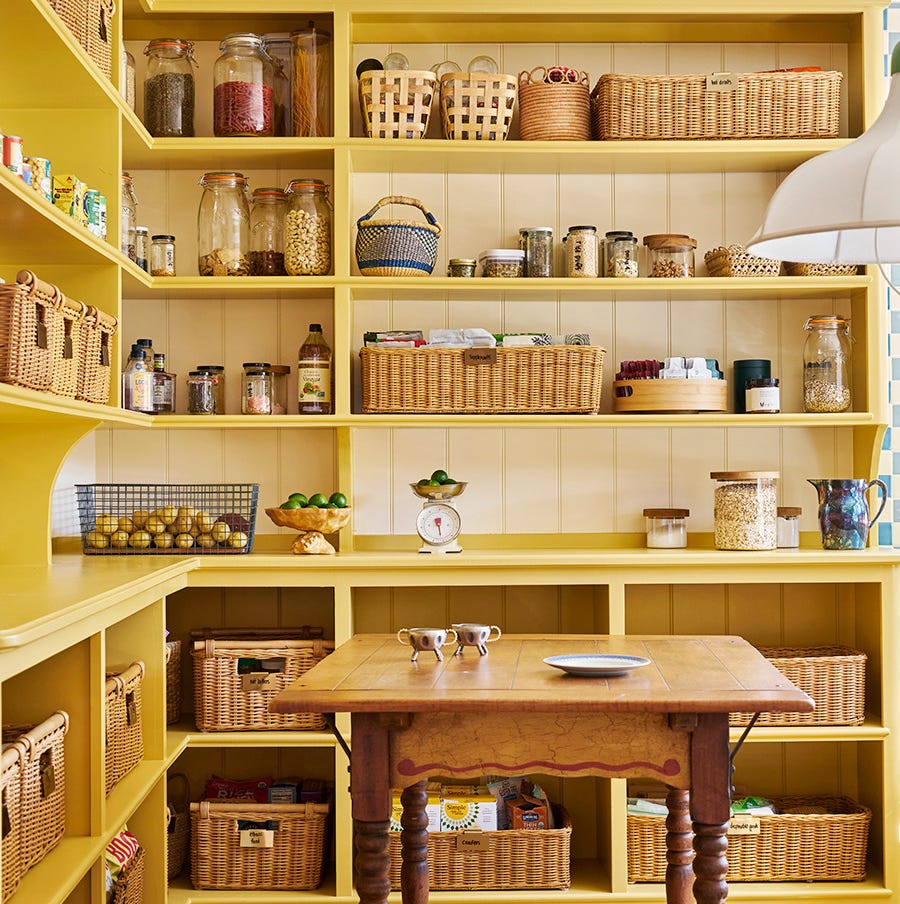 16 Pretty Pantry Organization Ideas to Control Your Clutter