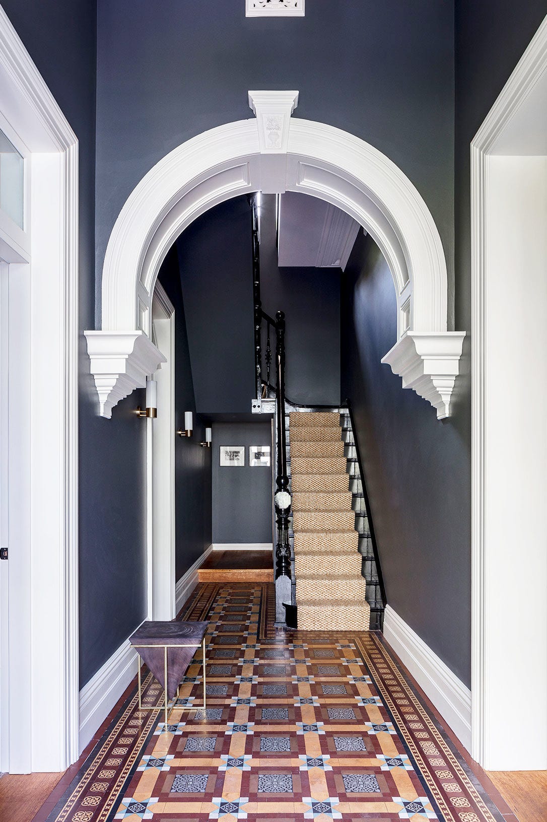 19 Elegant Hallway Paint Colors That Designers Swear By in 2025