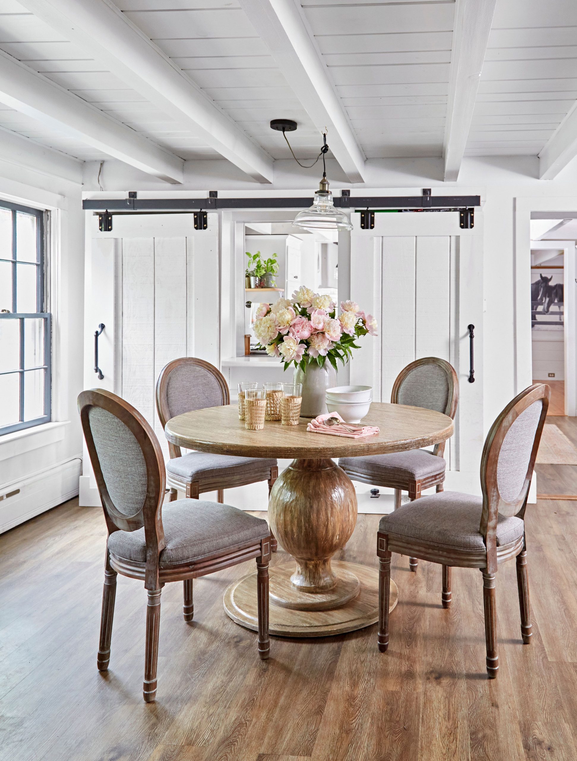 20 Modern Farmhouse Dining Room Ideas