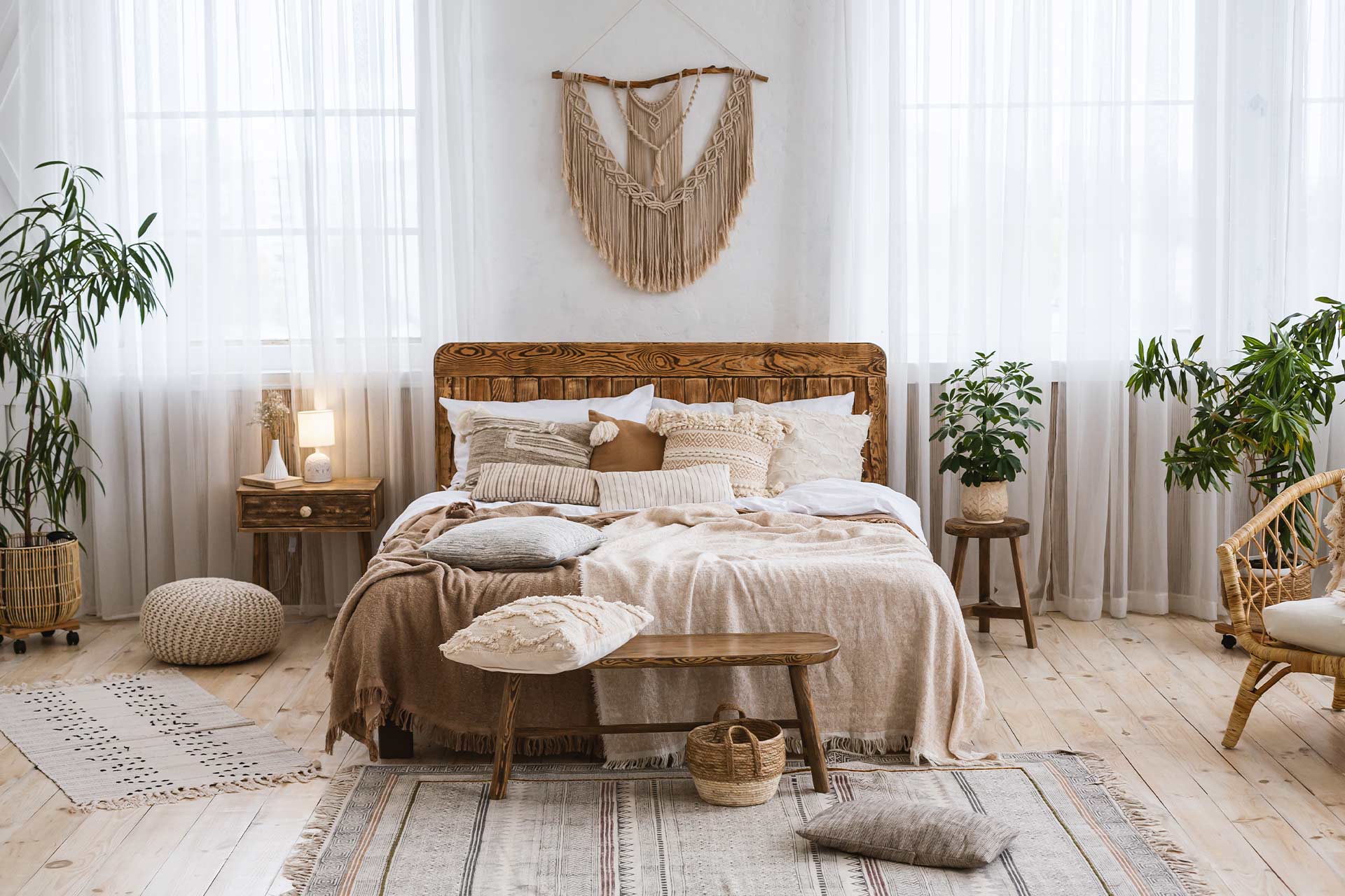 20 Rustic Bedroom Ideas For A Charming And Cosy Retreat | Checkatrade