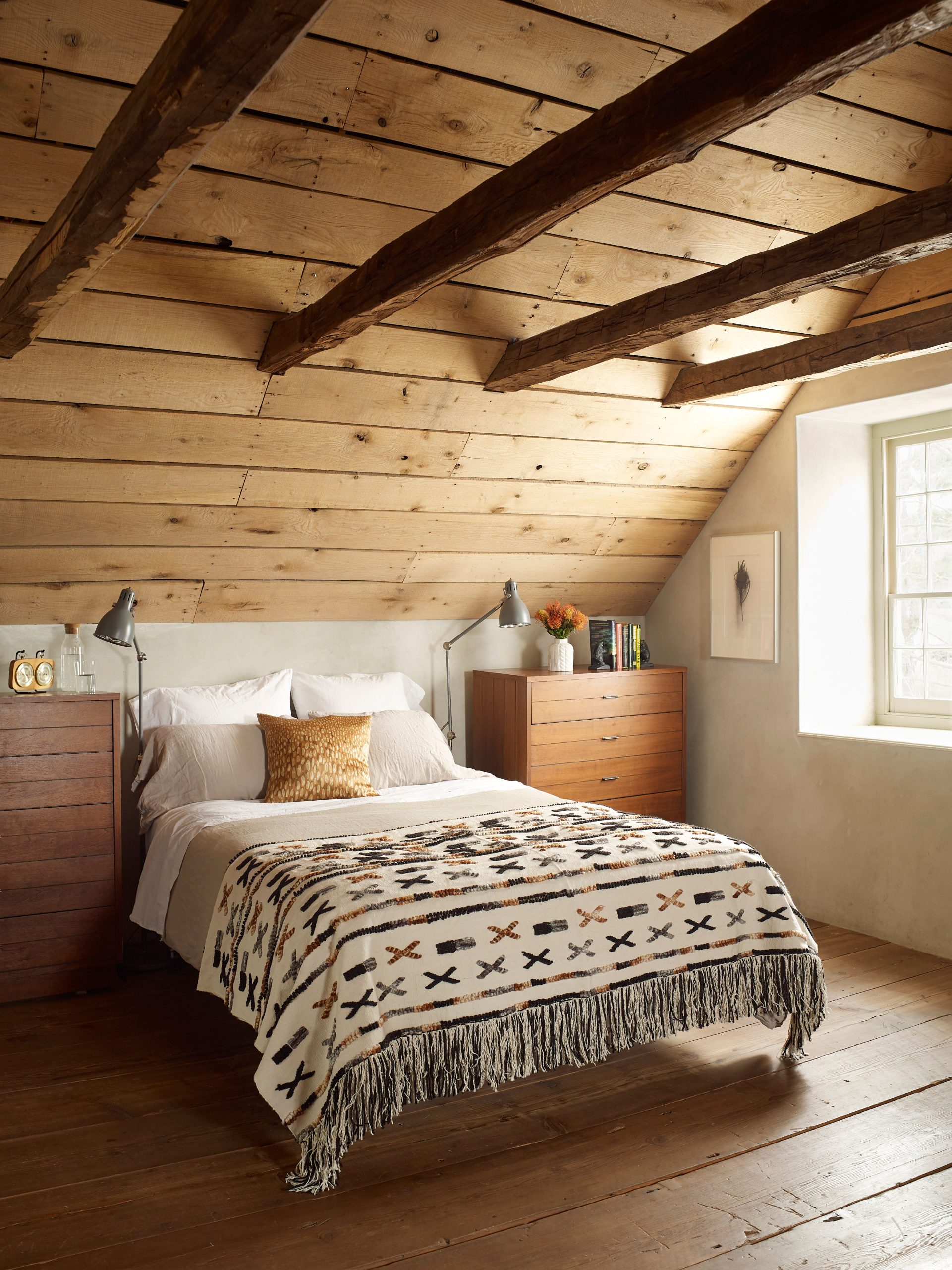 20 Rustic Bedroom Ideas for a Cozy Country Retreat