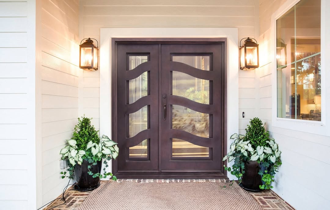 21 Jaw-Dropping Double Door Entryway Ideas That Will Make Neighbors Stare