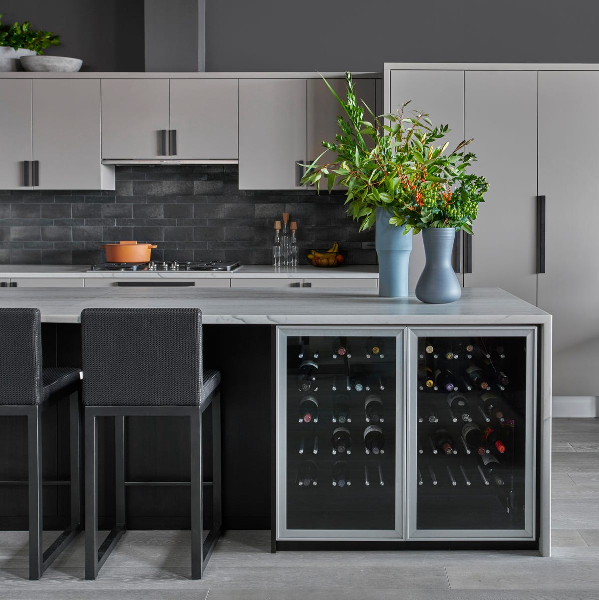 25 Beautiful Kitchens with Dark Backsplashes - Dark Kitchen Backsplashes