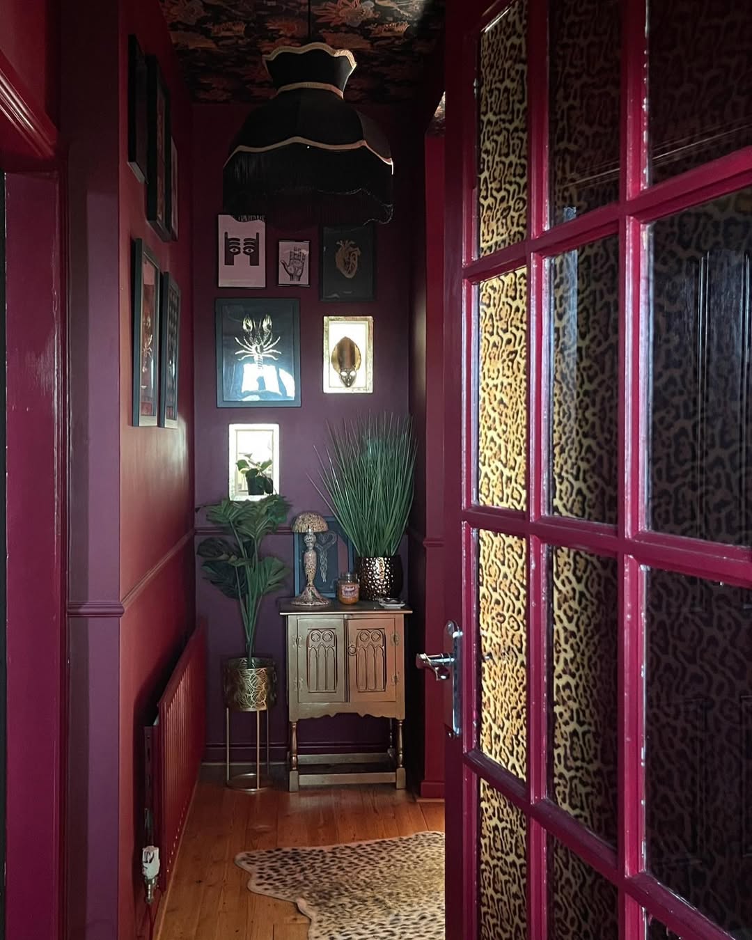 25 Dark Hallway Ideas No One Shares Because Once You See One Done Right, You Want One