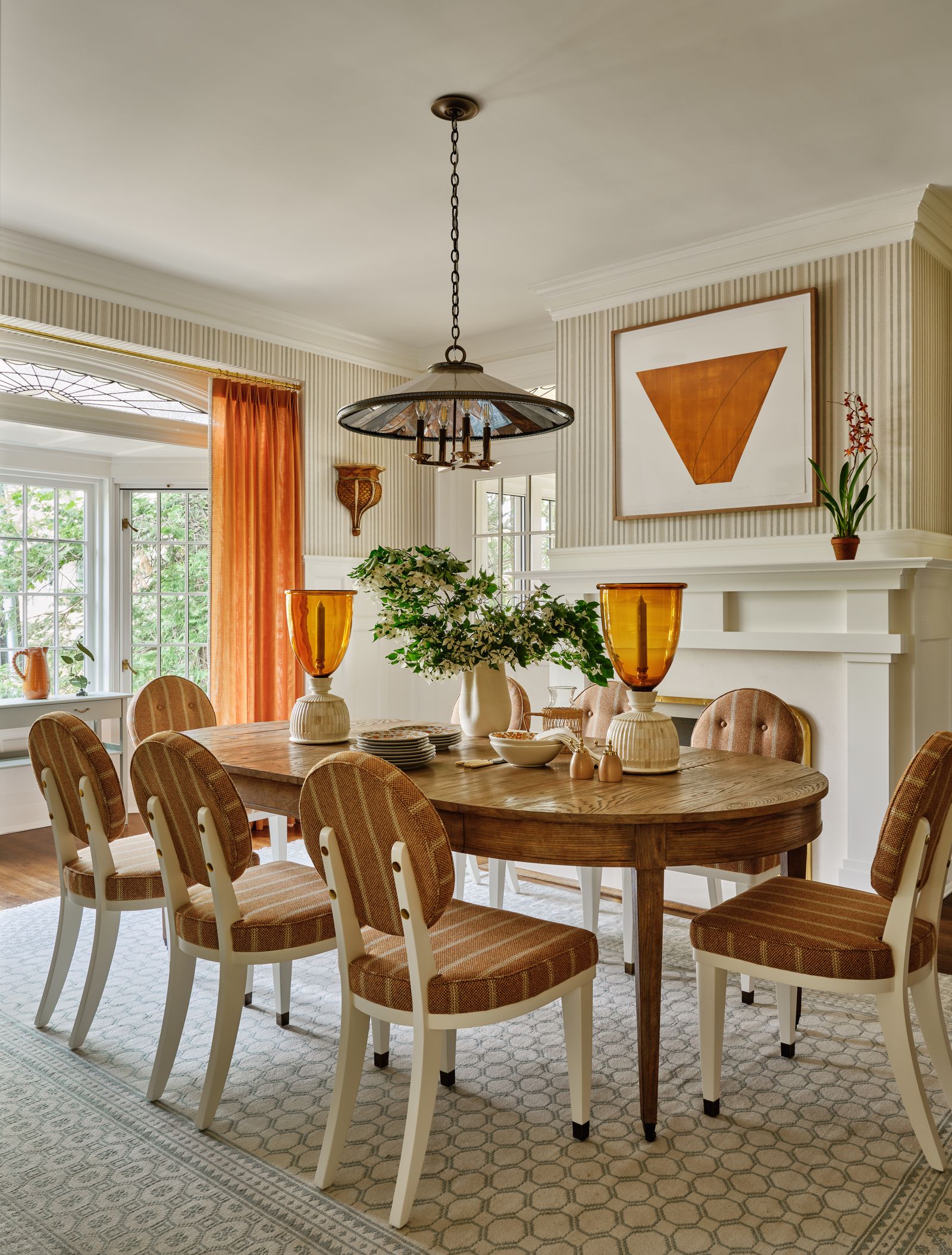 25 Dining Table Centerpiece Ideas for Everyday Elegance | Architectural Digest