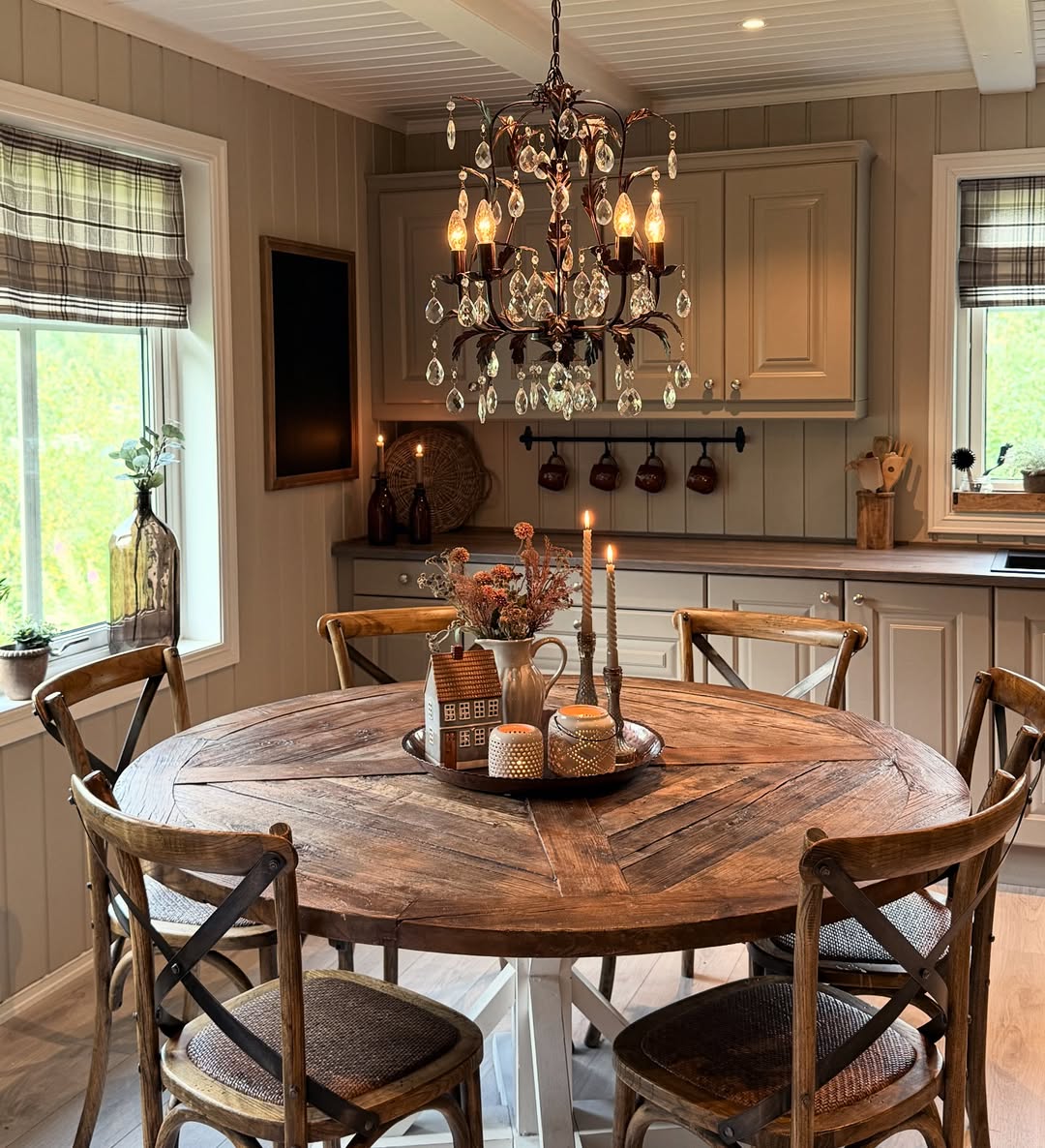 26 Kitchen Table Ideas for 2026 That Turn an Overlooked Spot Into the Best Seat in the House