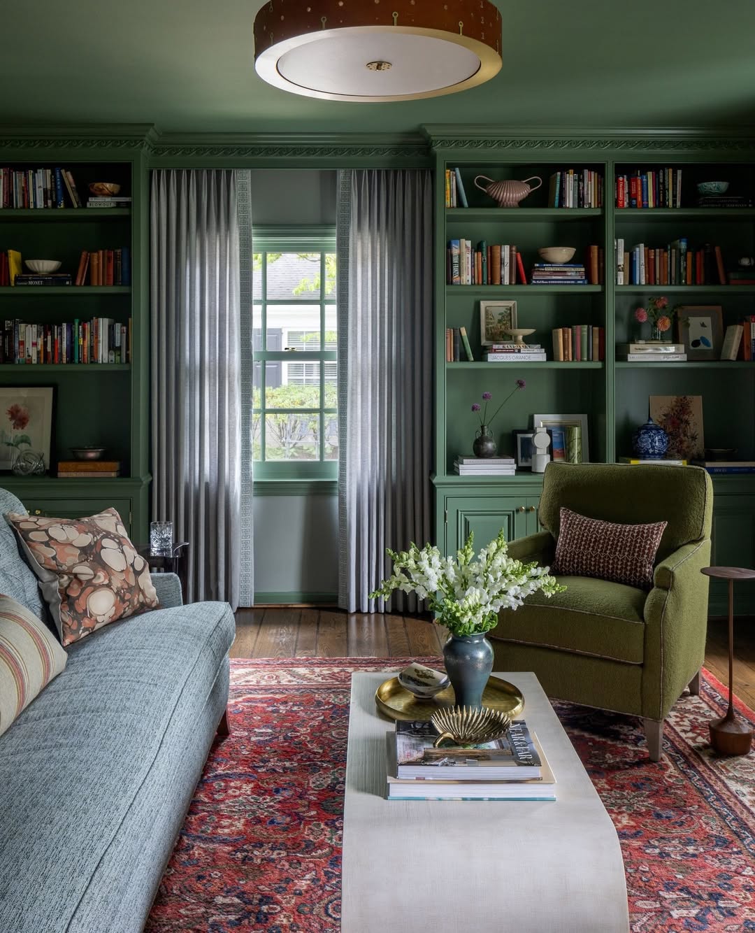 28 Green Living Room Ideas for 2026 Pulled From Designer Homes People Never Post