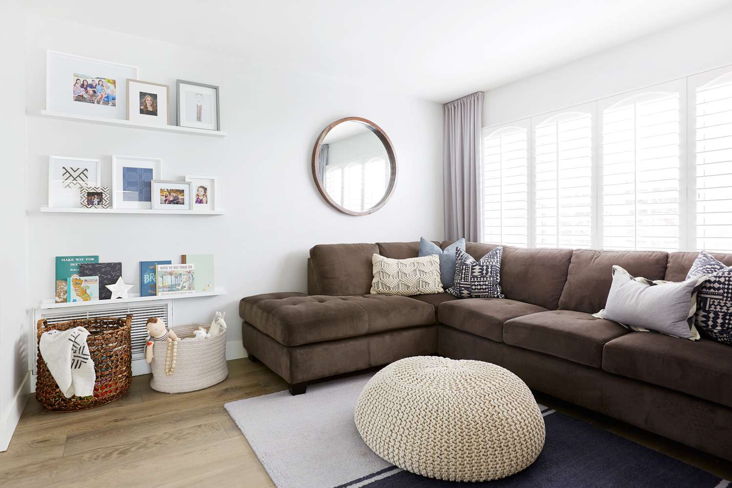 30 Dark Brown Sofa Living Room Ideas to Try