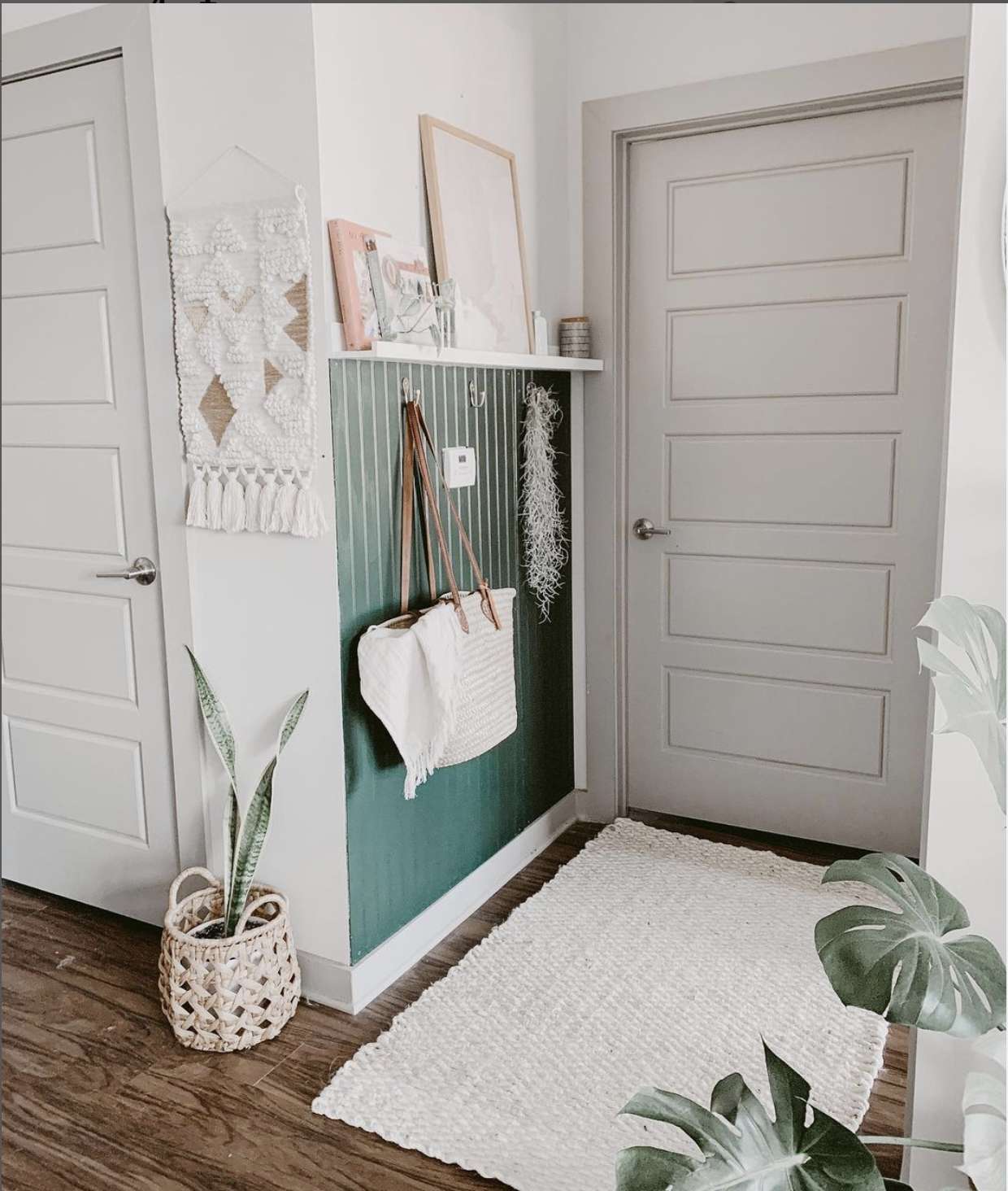 31 Small Entryway Ideas That Are Sleek and Stylish