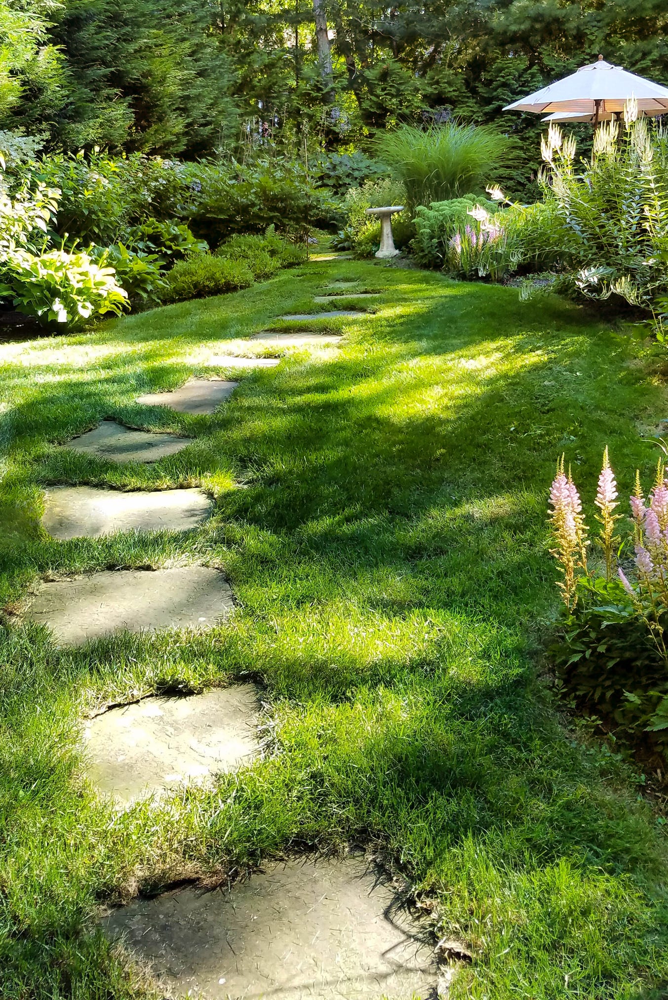 33 Small-Space Garden Ideas That Will Transform Any Yard