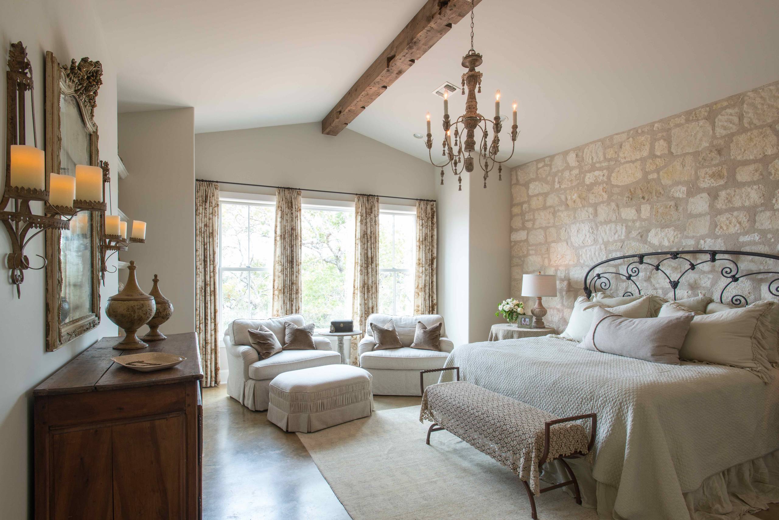 75 French Country Bedroom Ideas You'll Love - April, 2026 | Houzz