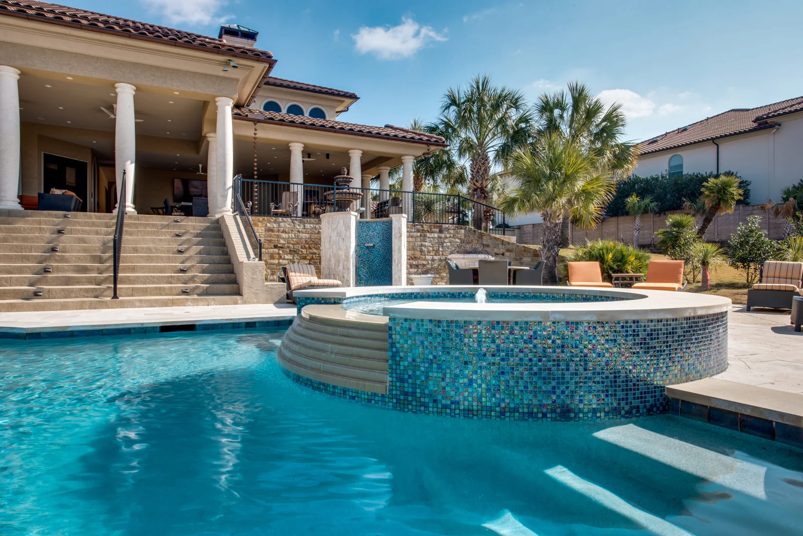 Best Pool Builders In Dallas, TX (2026 Guide) - Leisure Living Pools