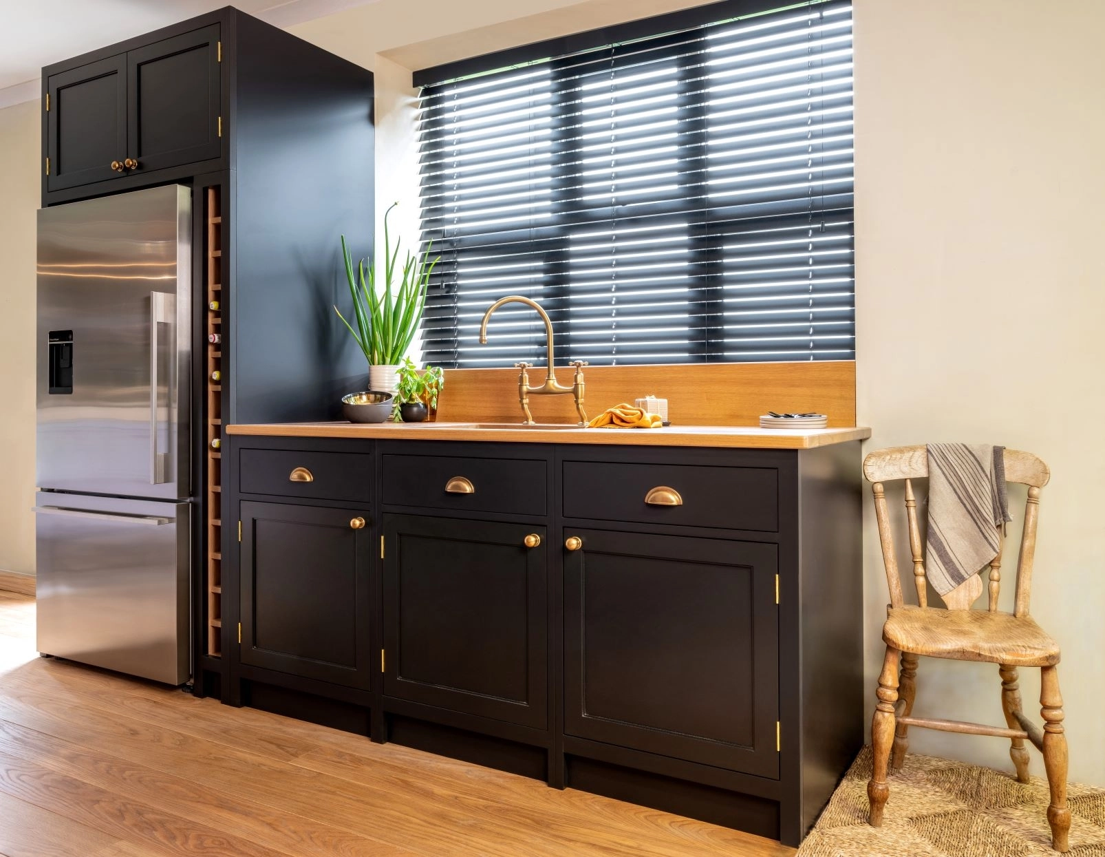 Black Kitchen Ideas & Cabinets - Modern & Traditional Styles
