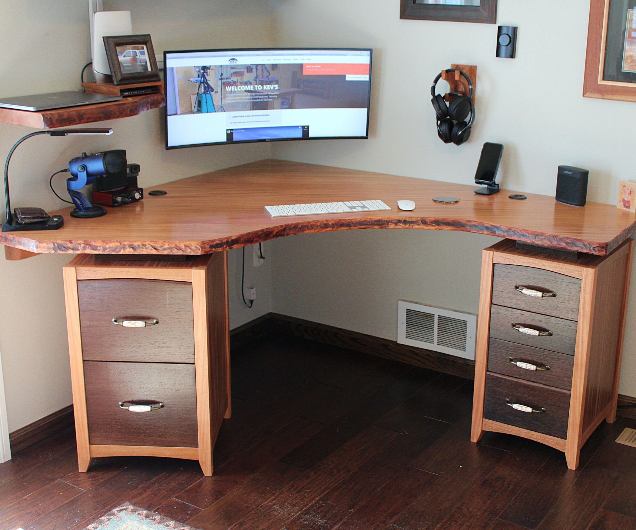 Corner Office Desk : 30 Steps (with Pictures) - Instructables