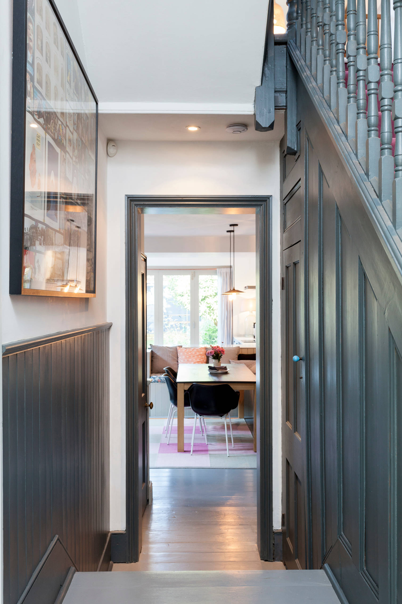 Decorating: How Dark Colours Can Work a Treat in a Hallway | Houzz UK