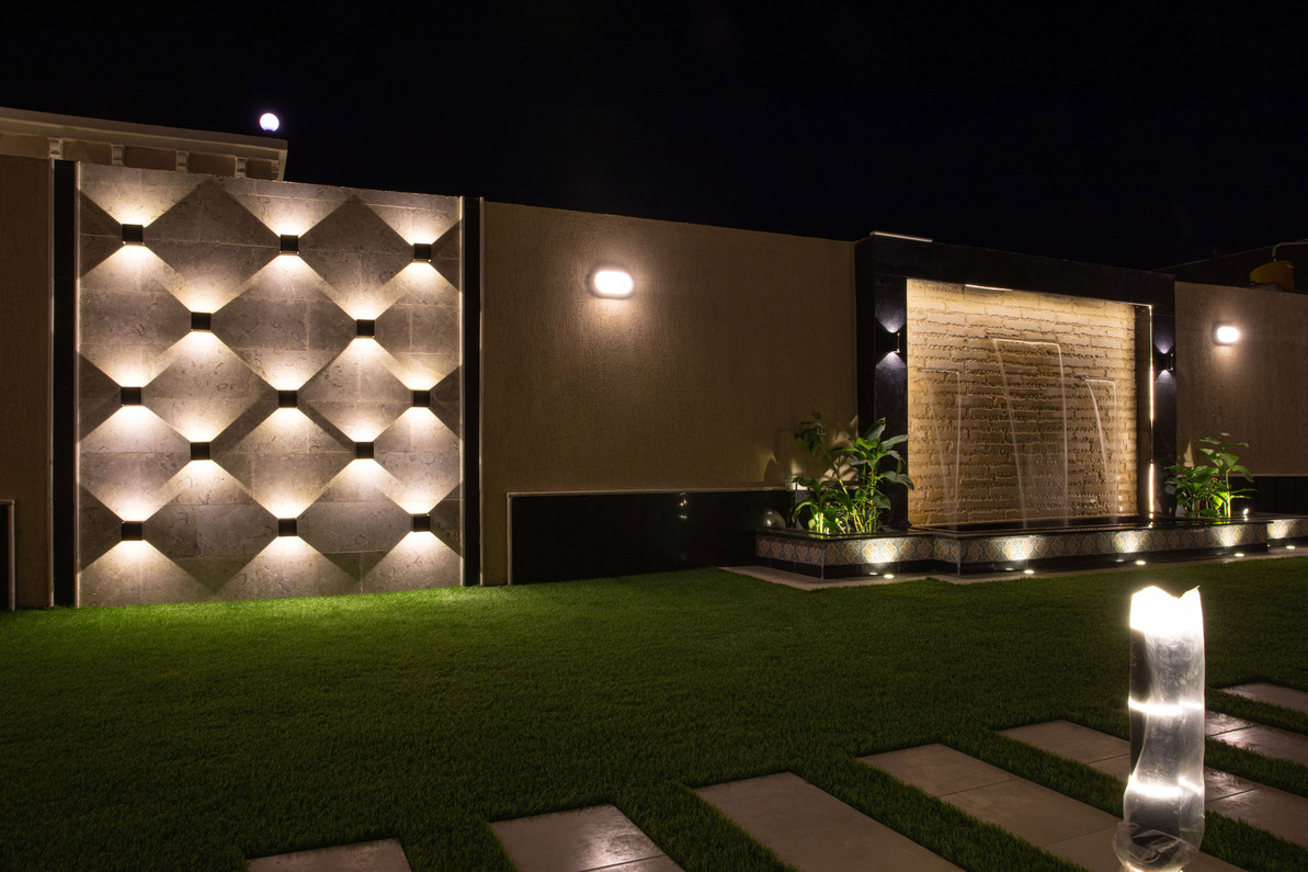 Designing a Summer Garden Wall Lighting Plan - Arrow