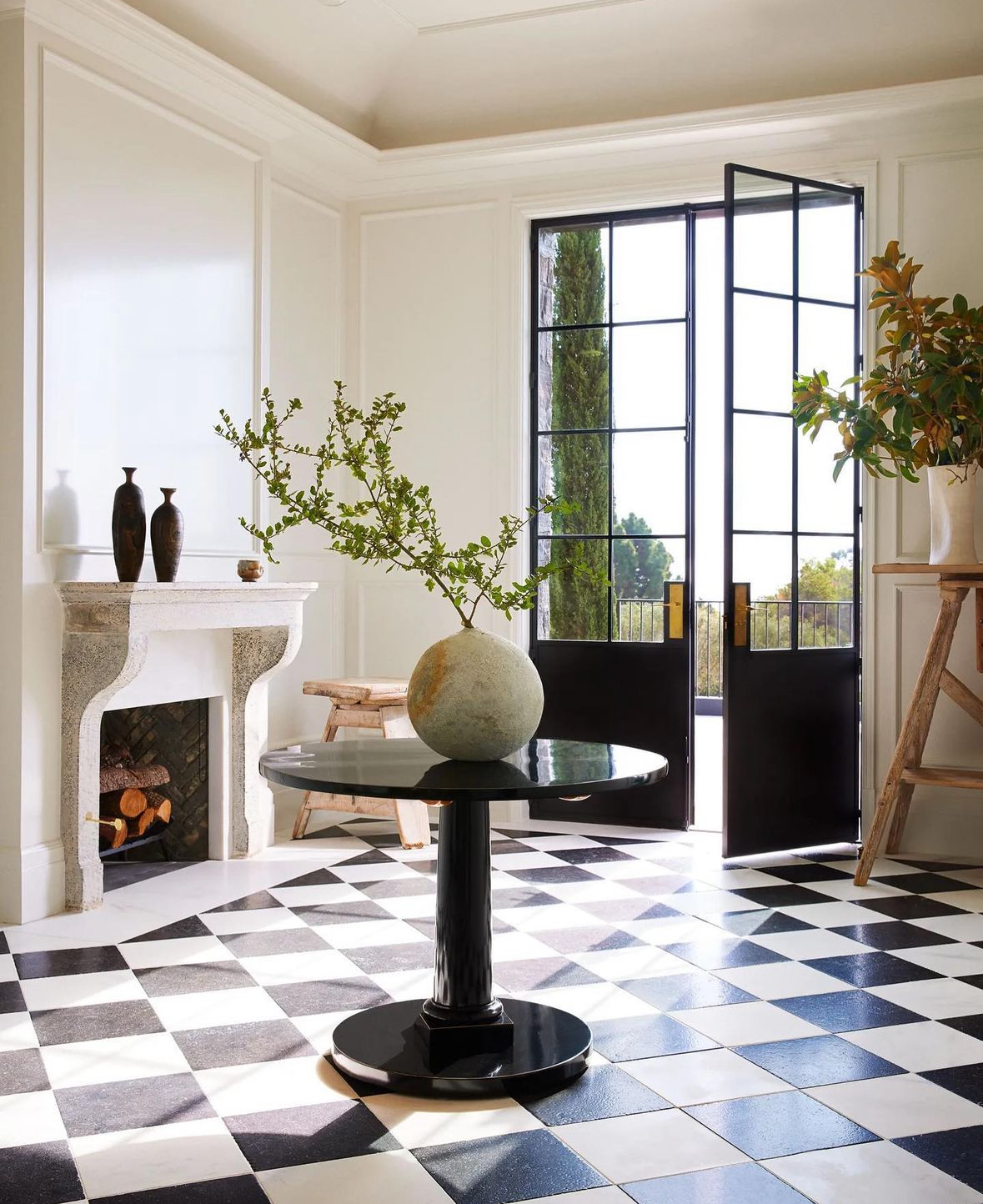 How To Decorate An Entryway Table Like A Pro COCOCOZY