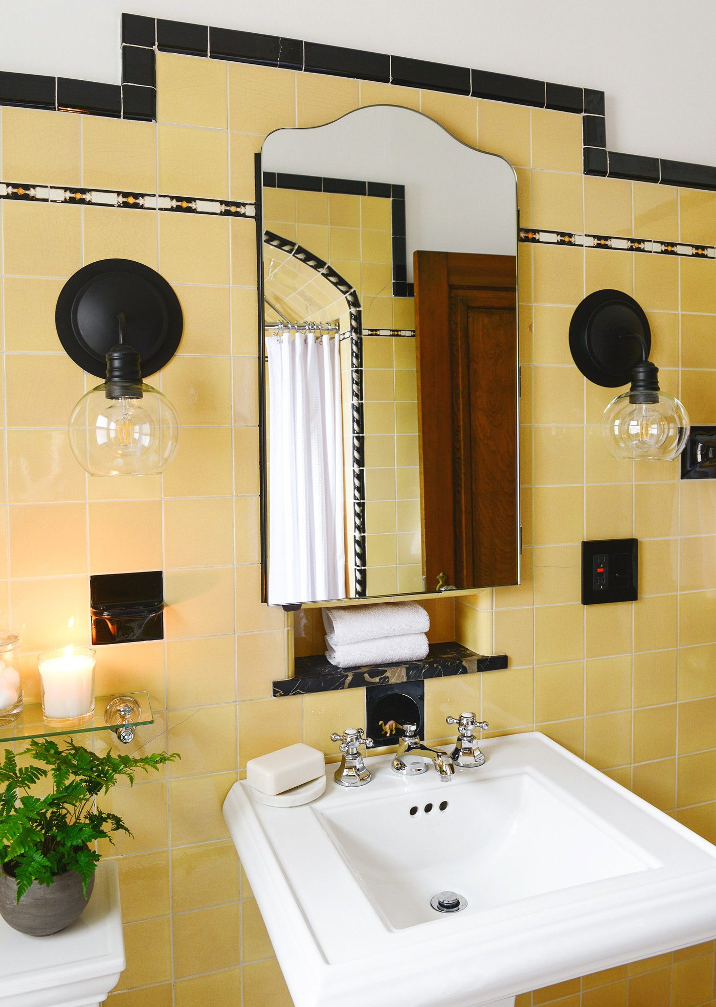 How To Refresh a Vintage Bathroom + Keep the Charm: II of II - Yellow Brick Home